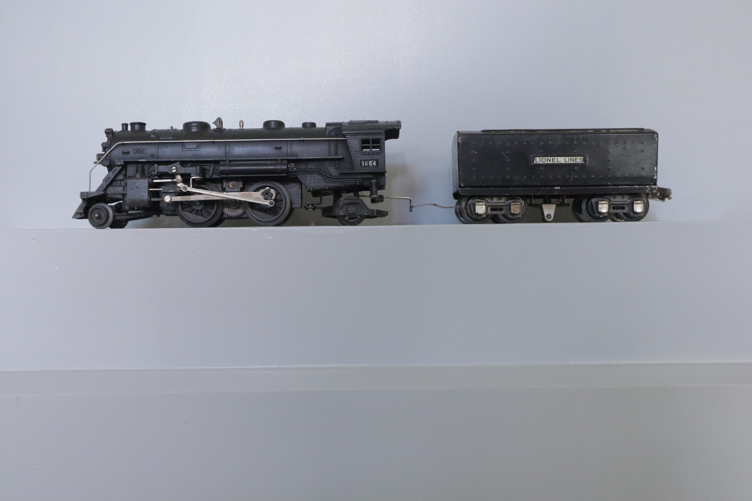 Lionel 1664 Loco - SKU0104L - themodeltrainstore.com