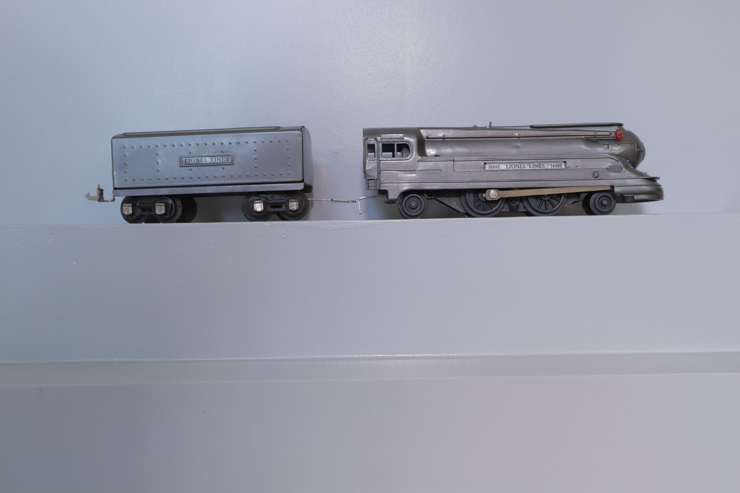 Lionel 1688E Loco - SKU0108L - themodeltrainstore.com