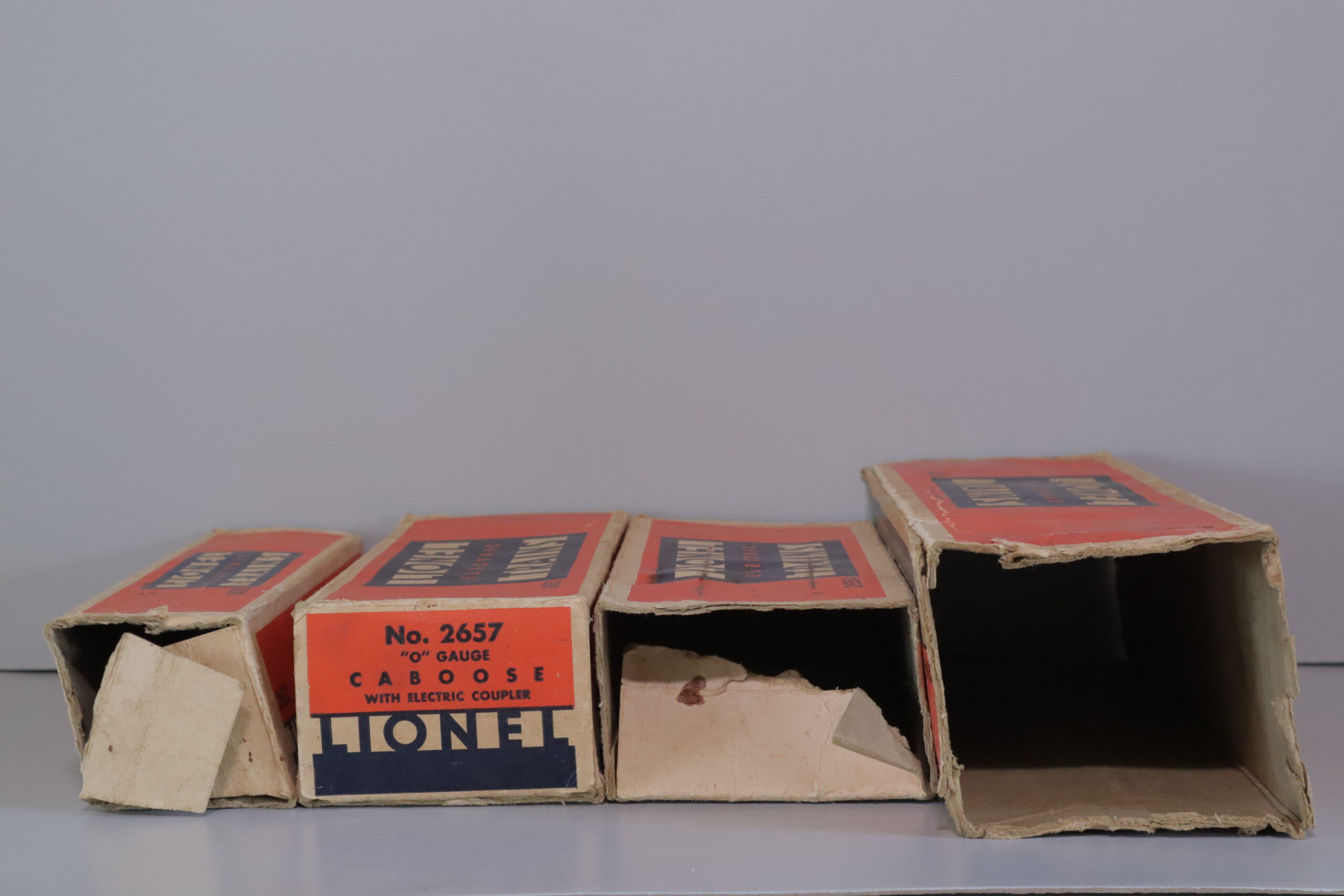 Lionel 224E Loco Set - SKU0201L - themodeltrainstore.com