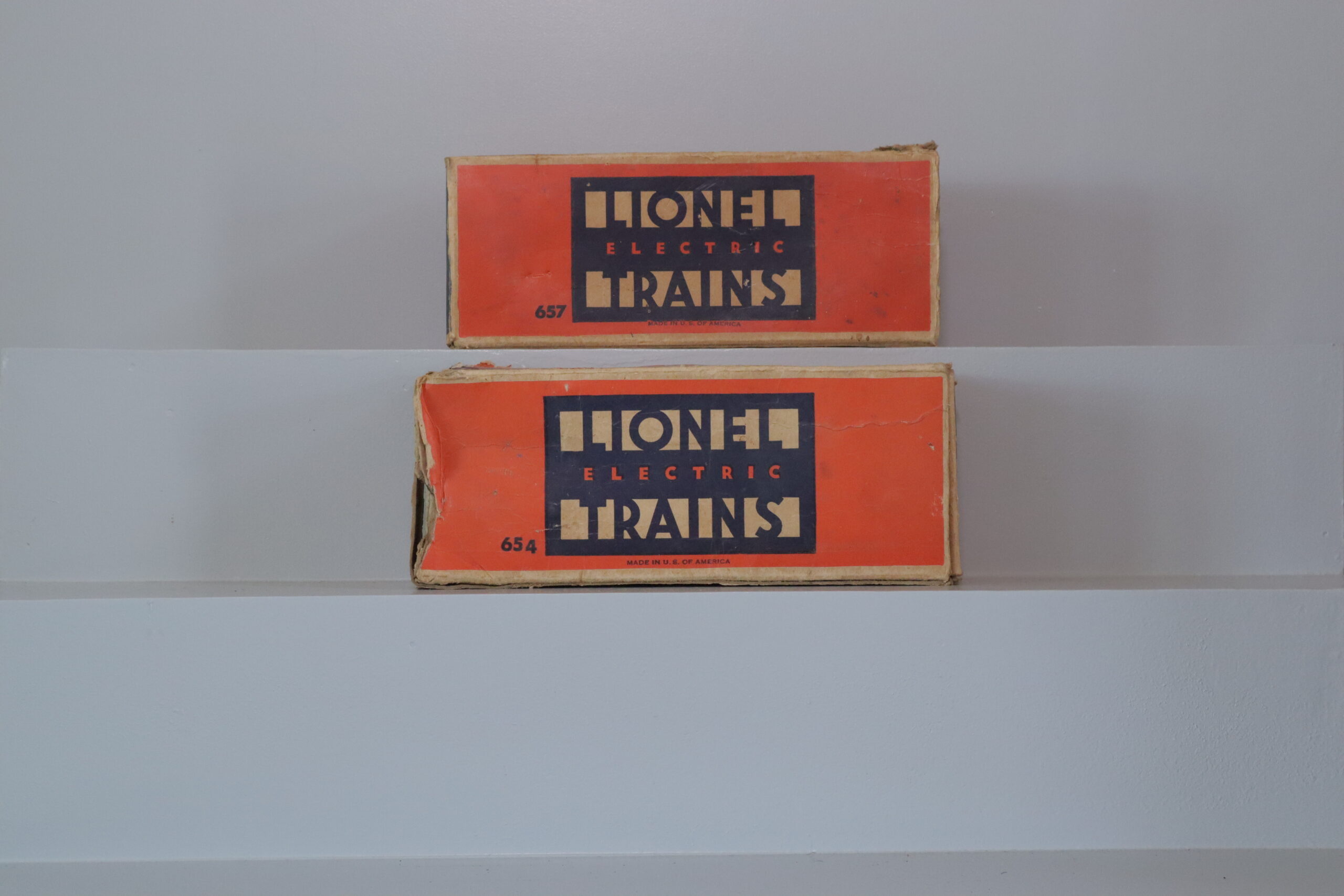 Lionel 261E Loco Set - SKU0303L - themodeltrainstore.com