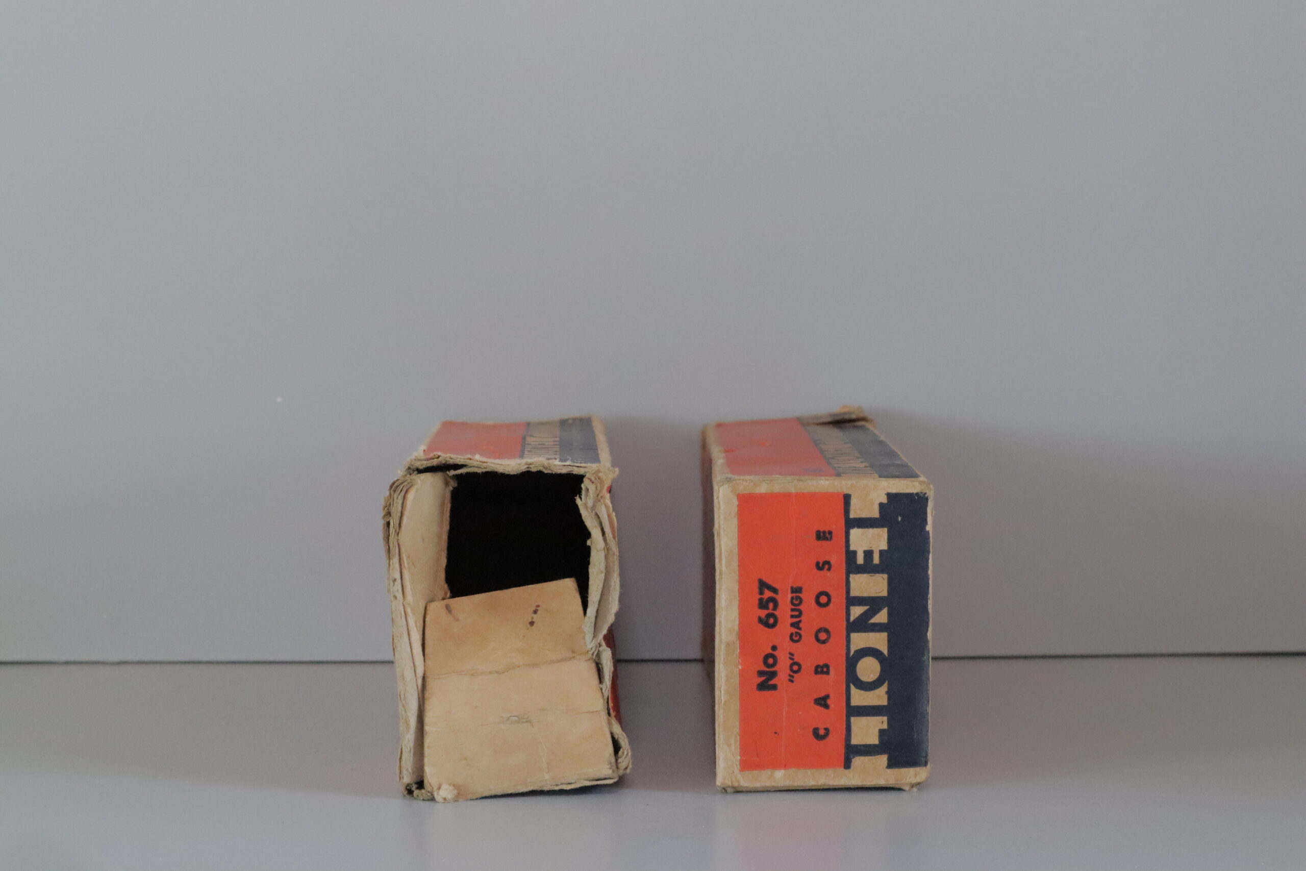 Lionel 261E Loco Set - SKU0303L - themodeltrainstore.com