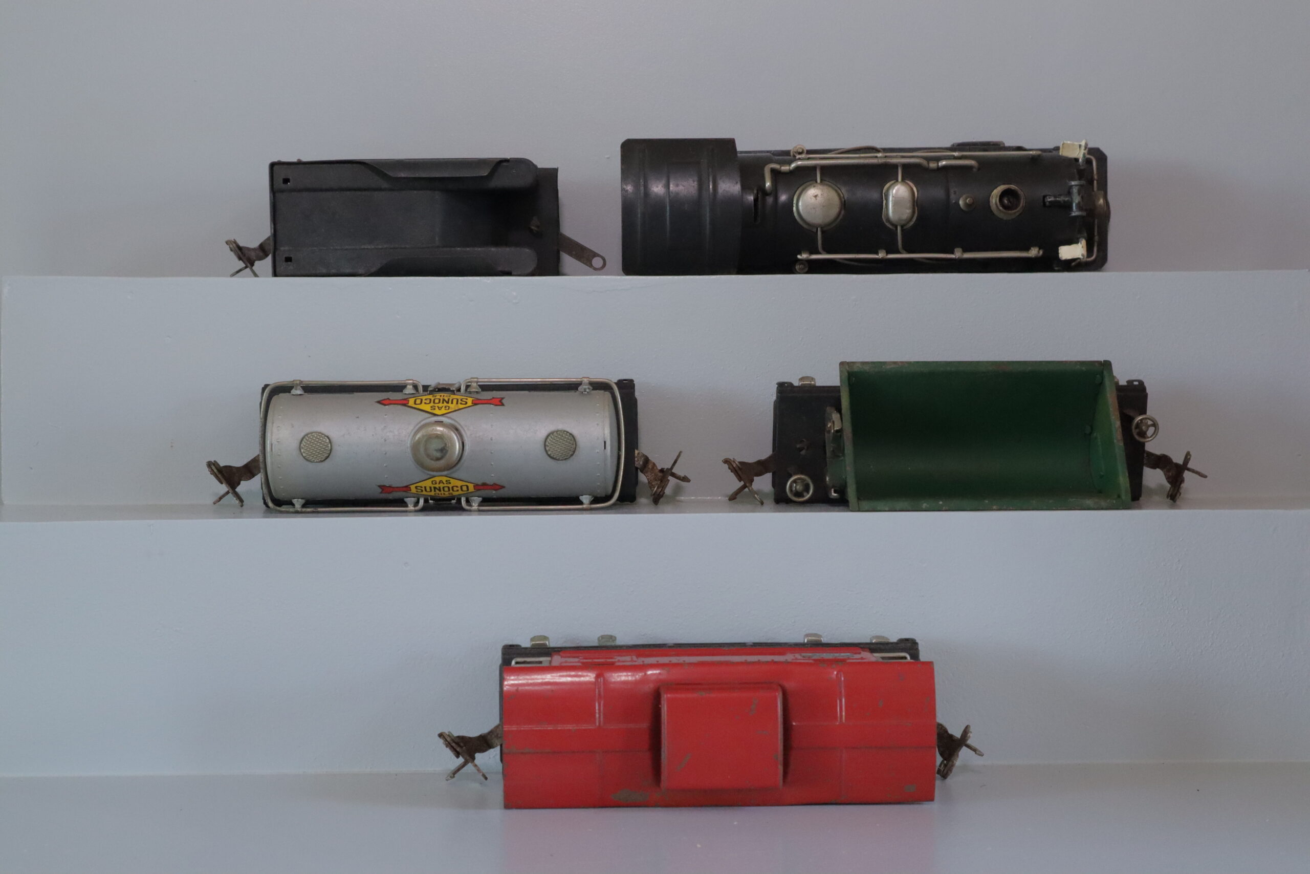 Lionel 261E Loco Set - SKU0303L - themodeltrainstore.com