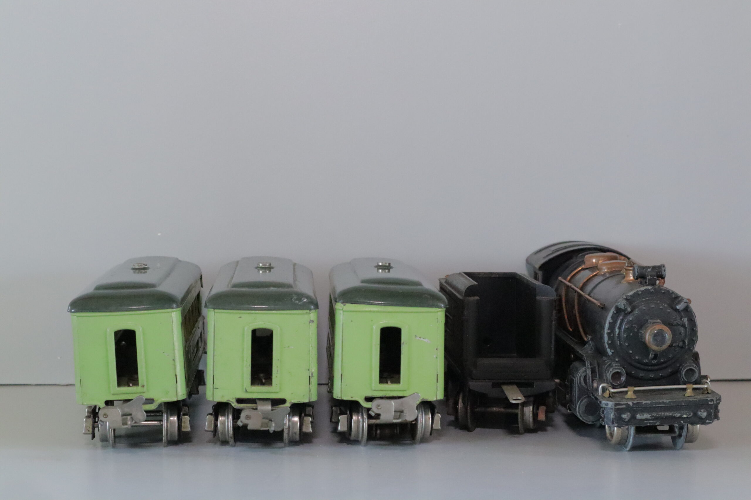 Lionel 262 Loco Set - SKU0304L - themodeltrainstore.com