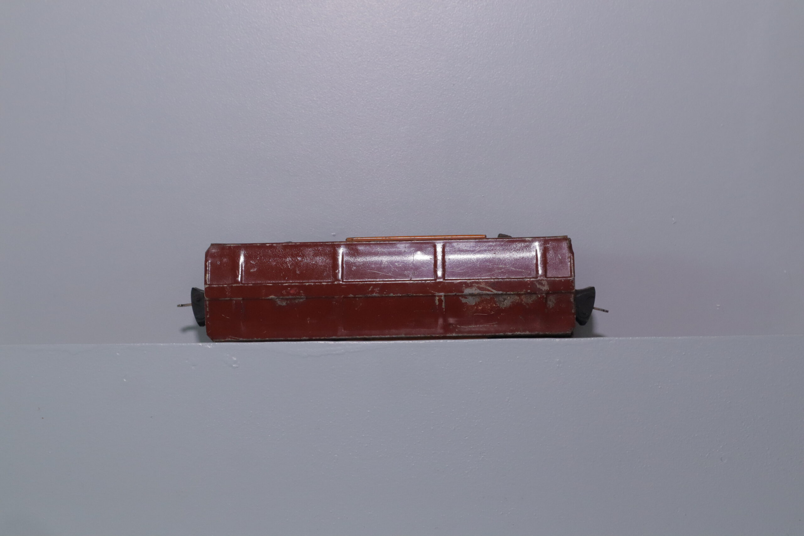 Lionel 1679 Box Car - SKU0502L - themodeltrainstore.com