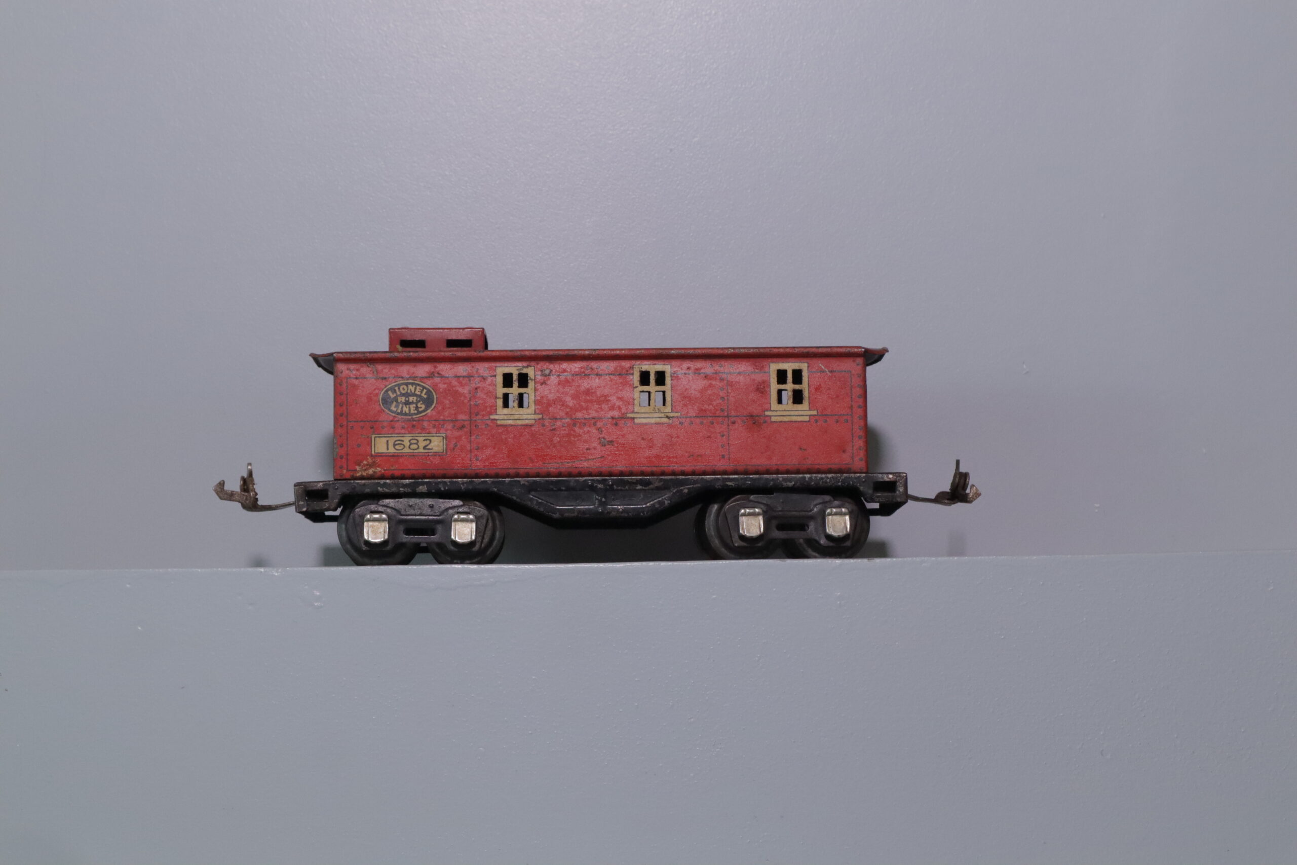 Lionel 1682 Caboose - SKU0506L - themodeltrainstore.com