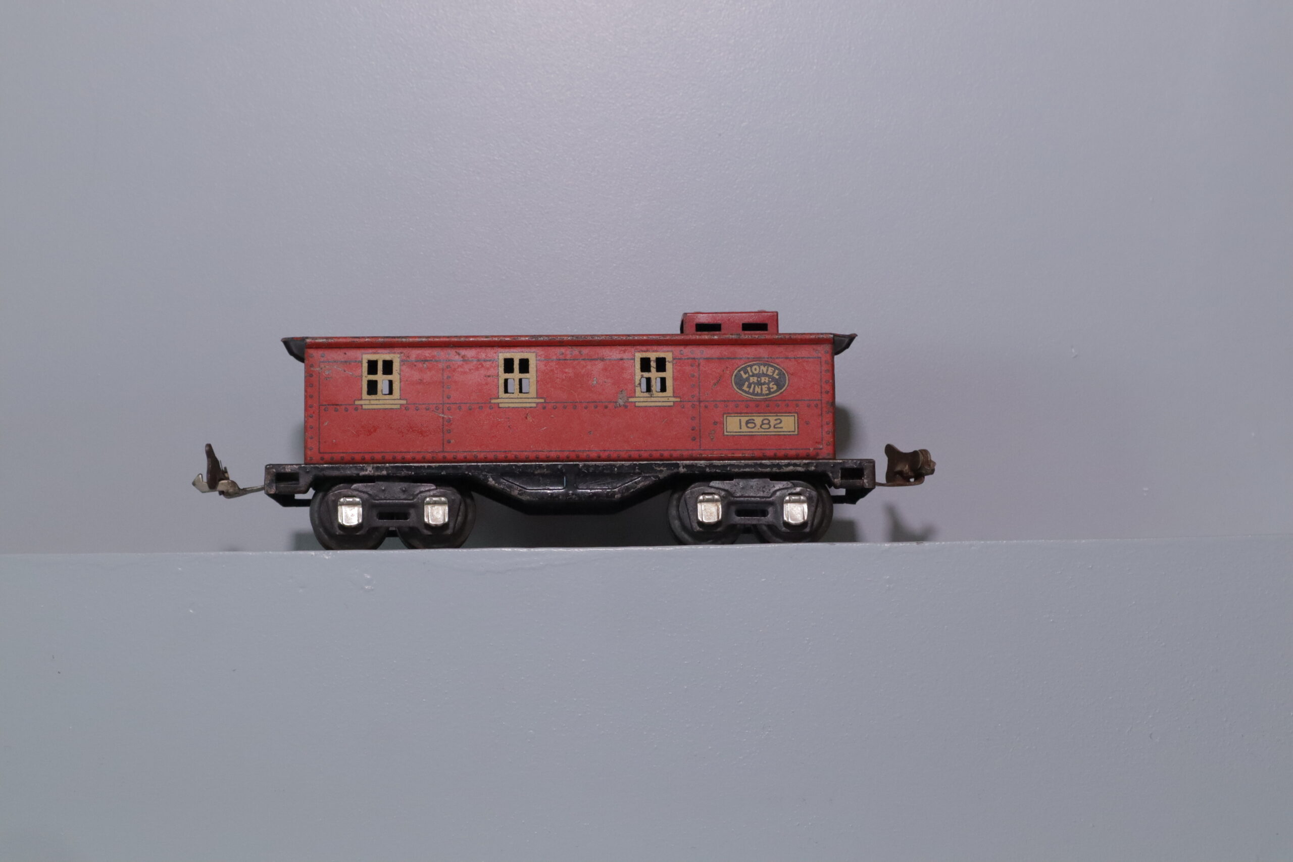 Lionel 1682 Caboose - SKU0506L - themodeltrainstore.com