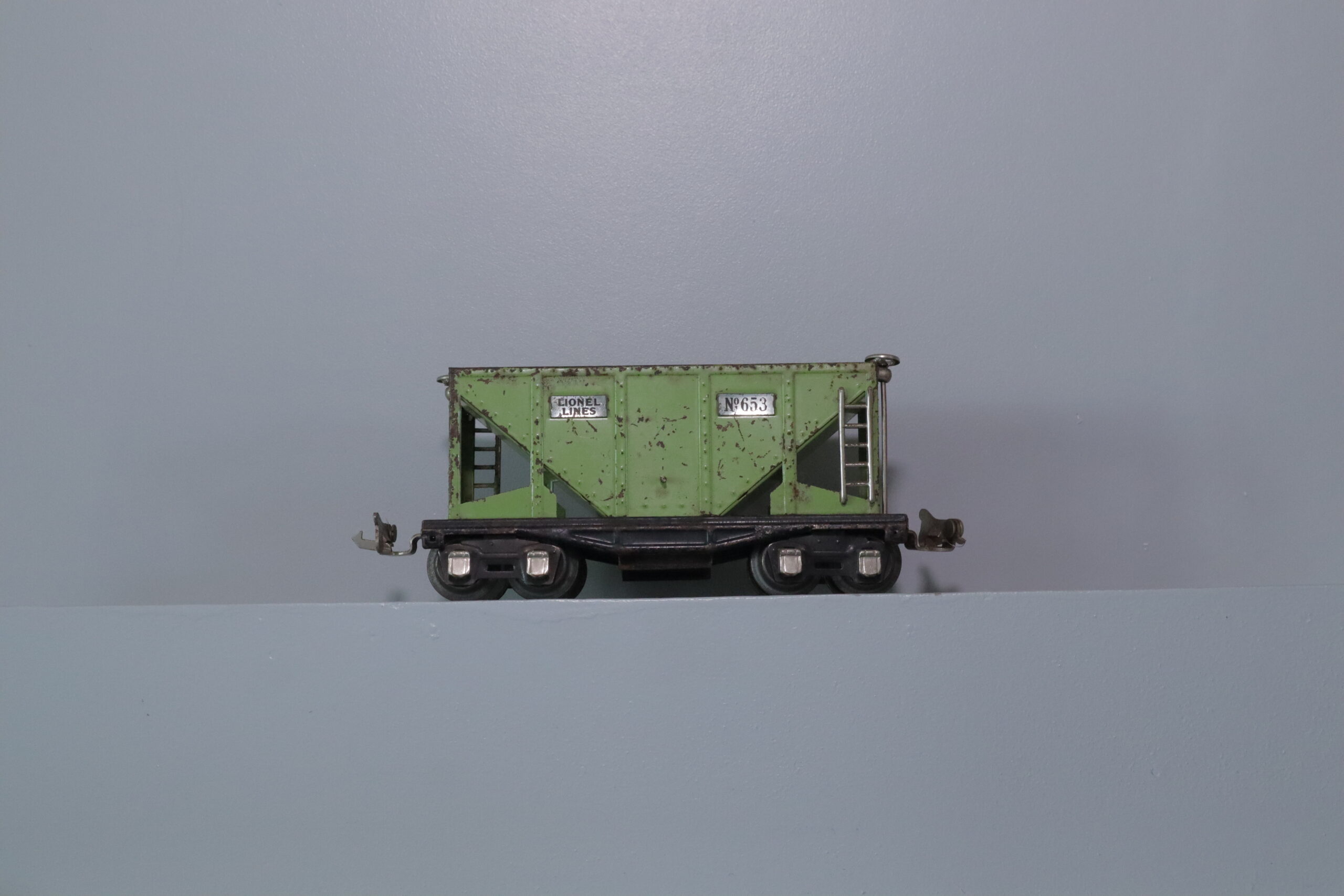 Lionel 653 Hopper - SKU0514L - themodeltrainstore.com