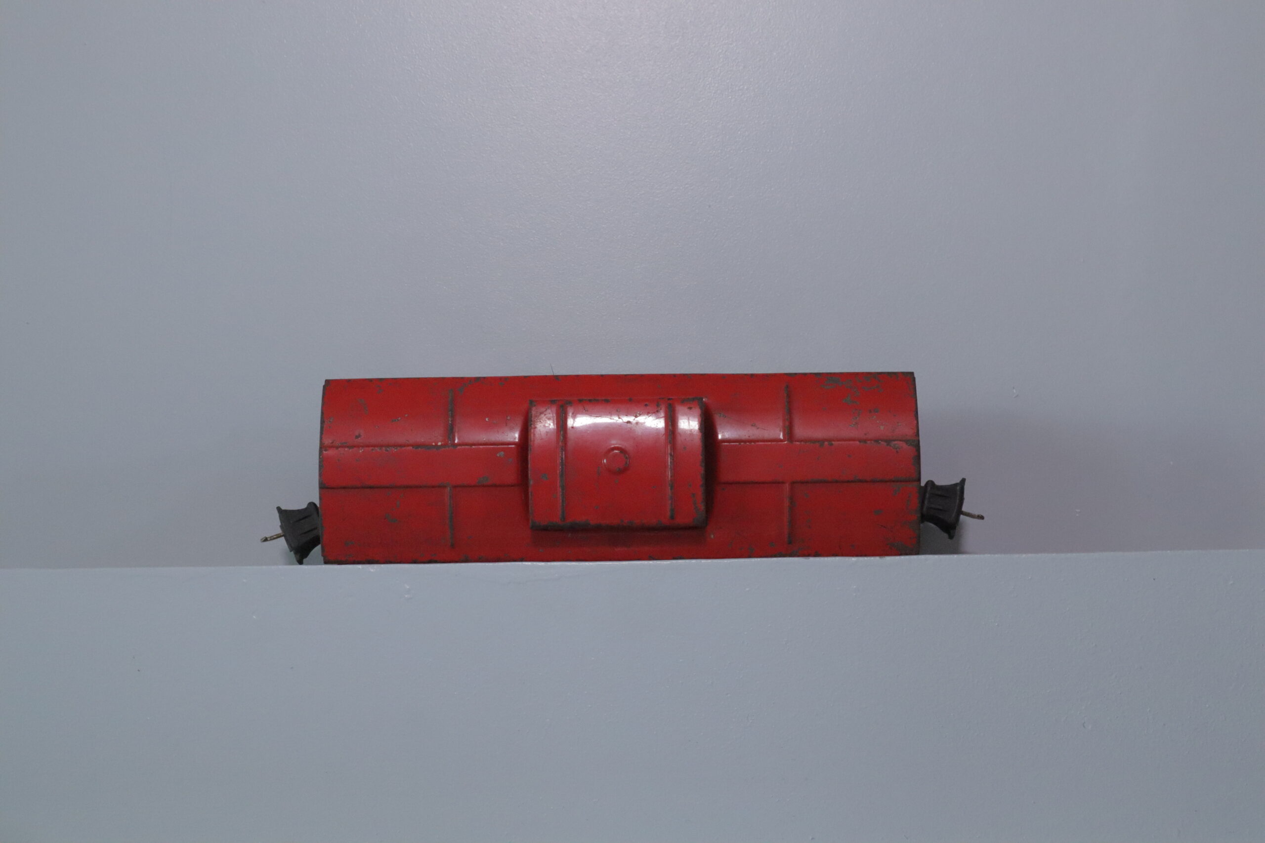 Lionel 2817 Lionel Lines Caboose - SKU0516L - themodeltrainstore.com