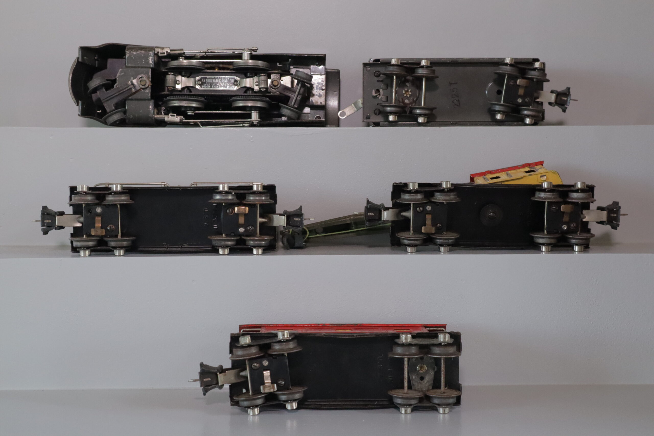 Lionel 265E Loco Set - SKU0602L - themodeltrainstore.com