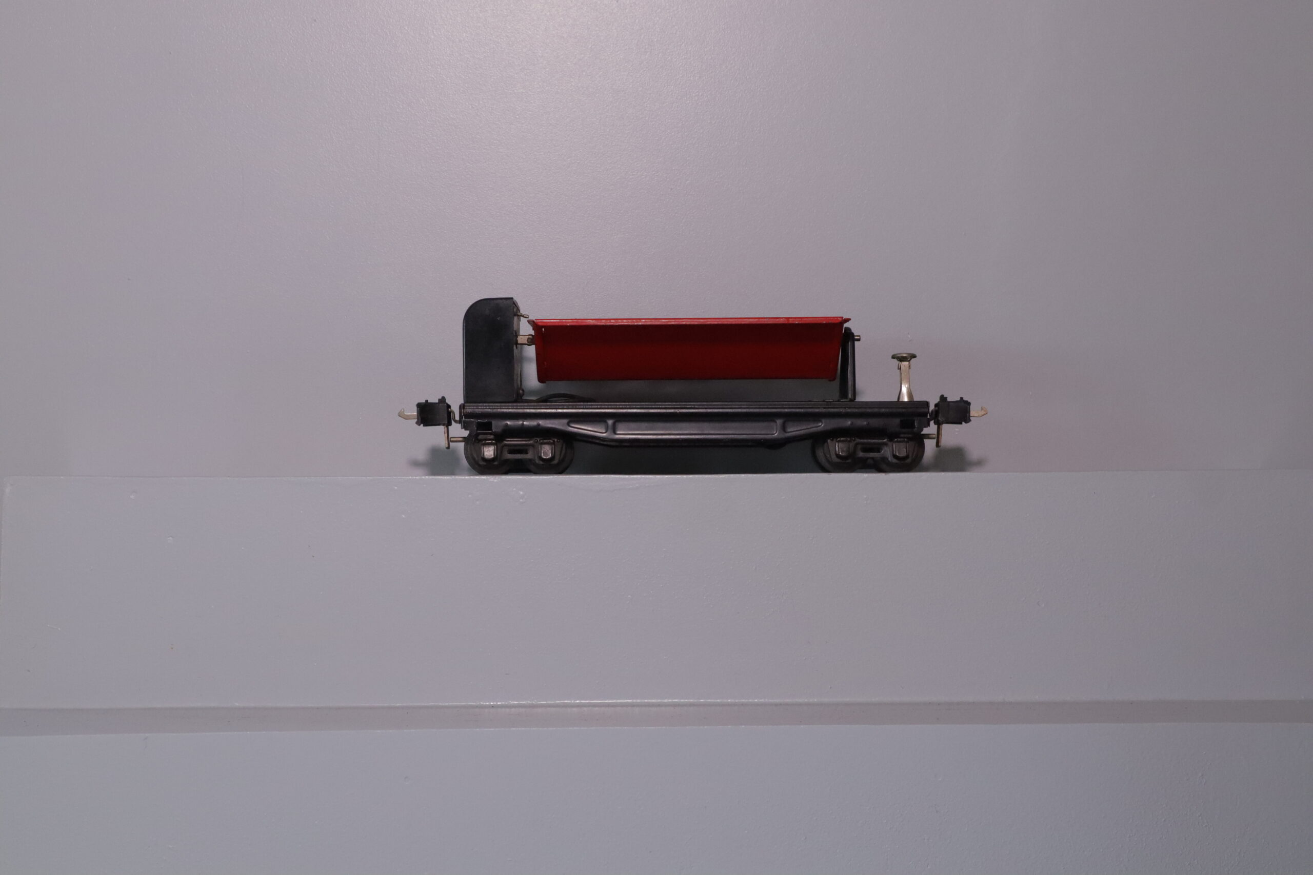 Lionel 3859 Operating Dump - SKU0705L - themodeltrainstore.com