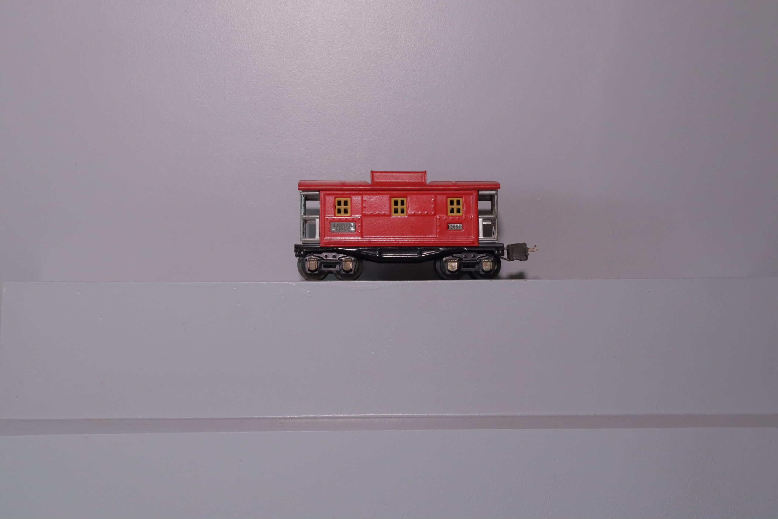 Lionel 2657 Caboose - SKU0708L - themodeltrainstore.com