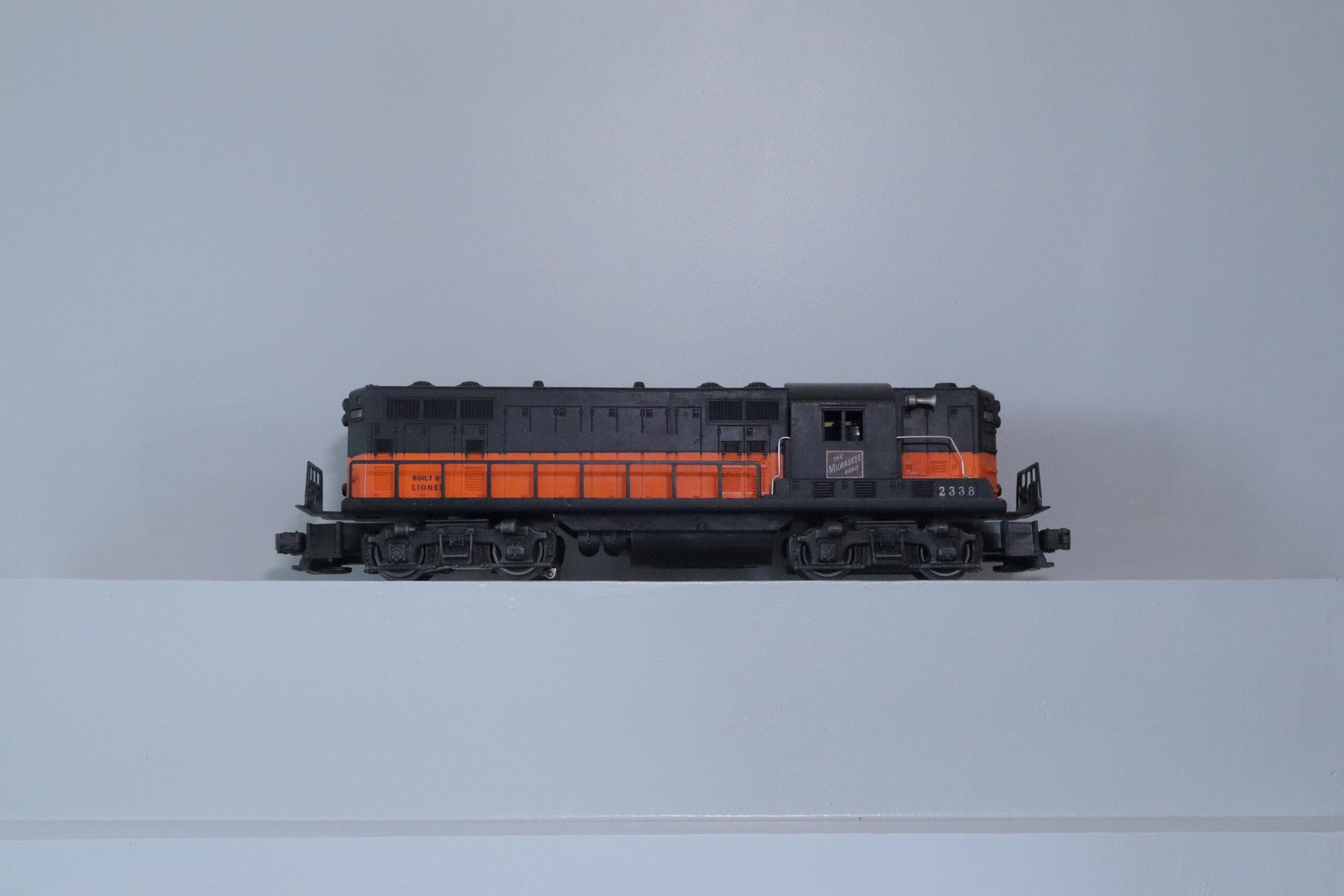 Lionel 2338 Diesel - SKU1103L - themodeltrainstore.com