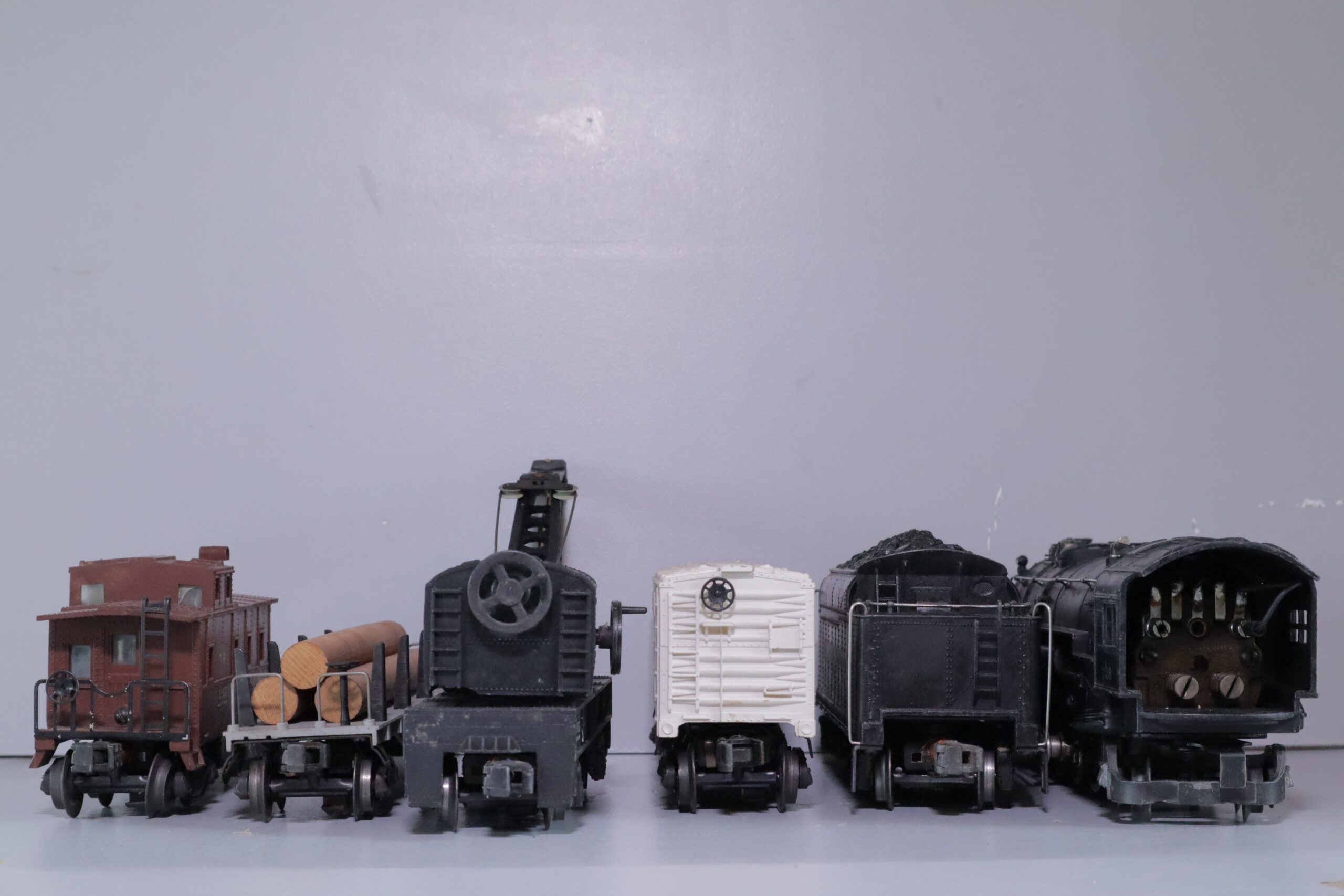 Lionel 726 Loco Set - SKU1402L - themodeltrainstore.com