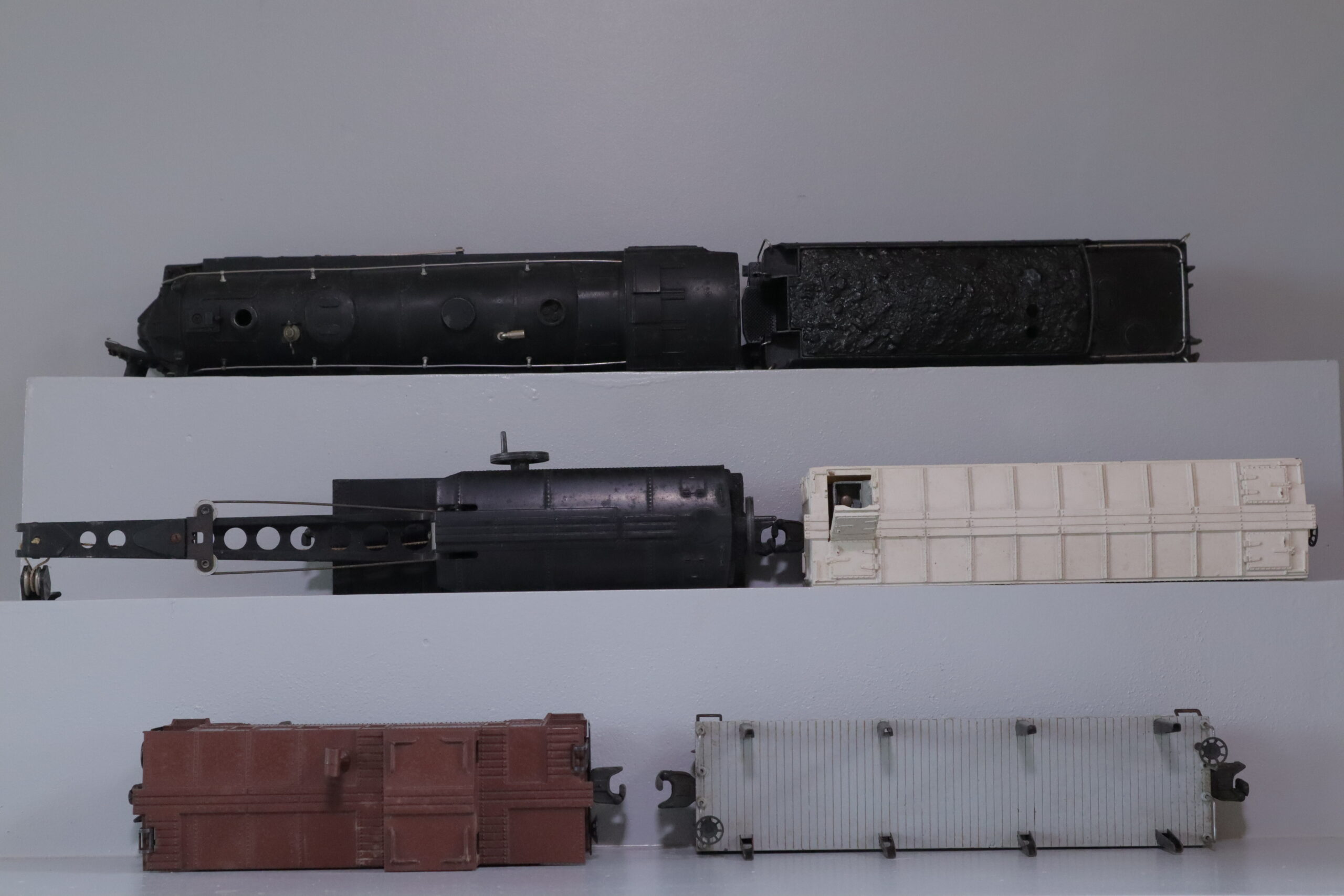 Lionel 726 Loco Set - SKU1402L - themodeltrainstore.com