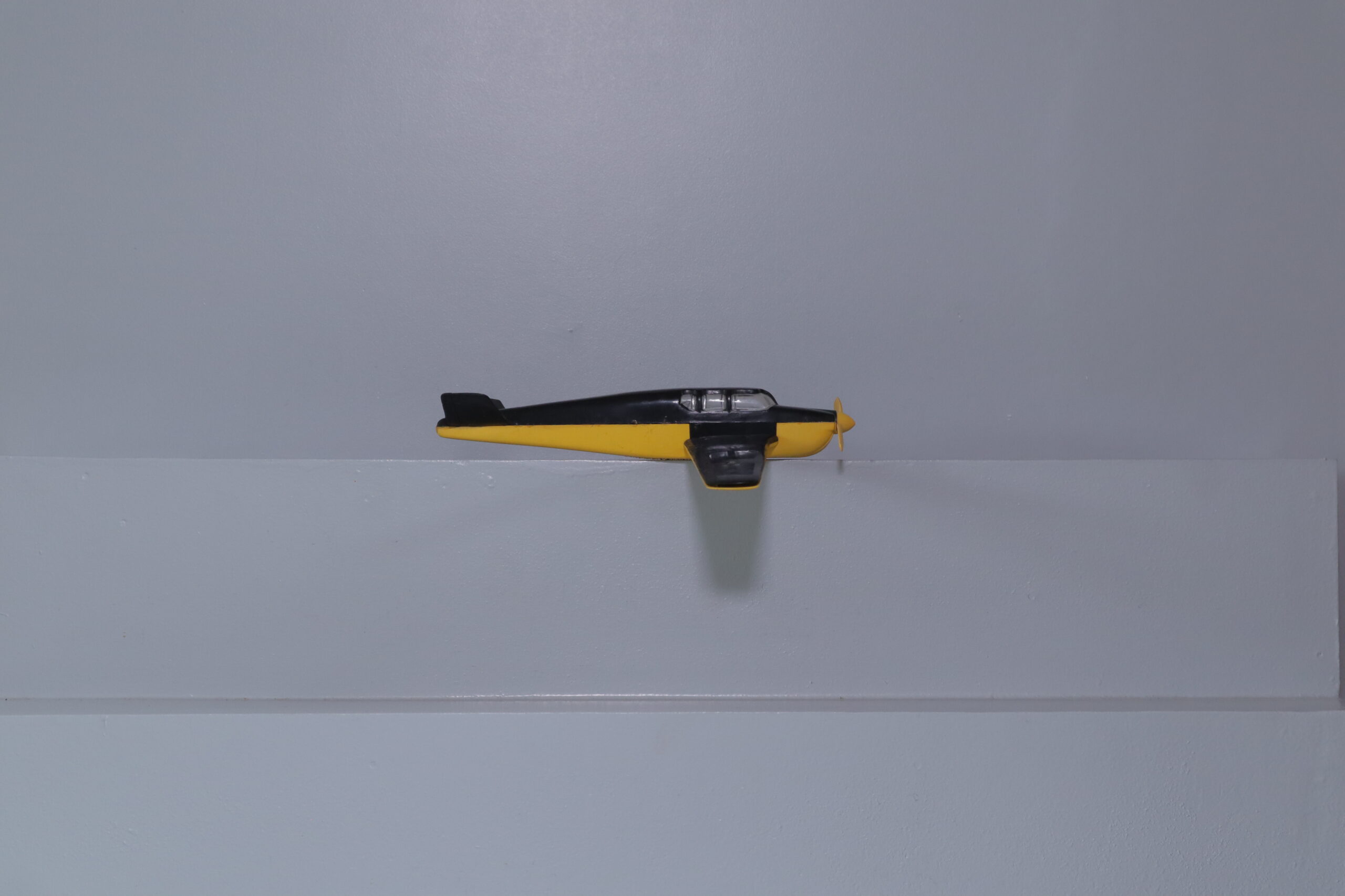 Lionel 6800 Plane Car - SKU1502L - themodeltrainstore.com