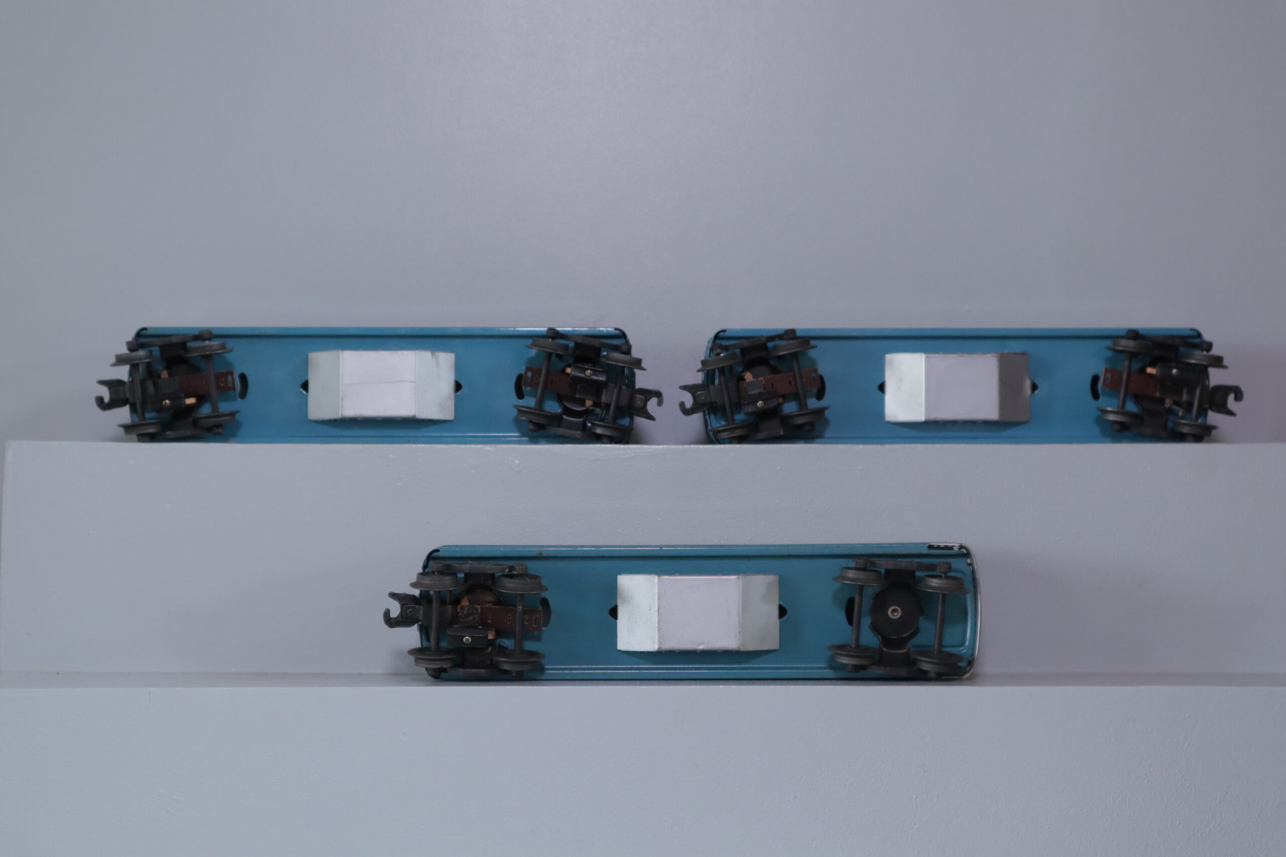 Lionel 2430, 2430, 2431 Passenger Set - SKU1503L - themodeltrainstore.com