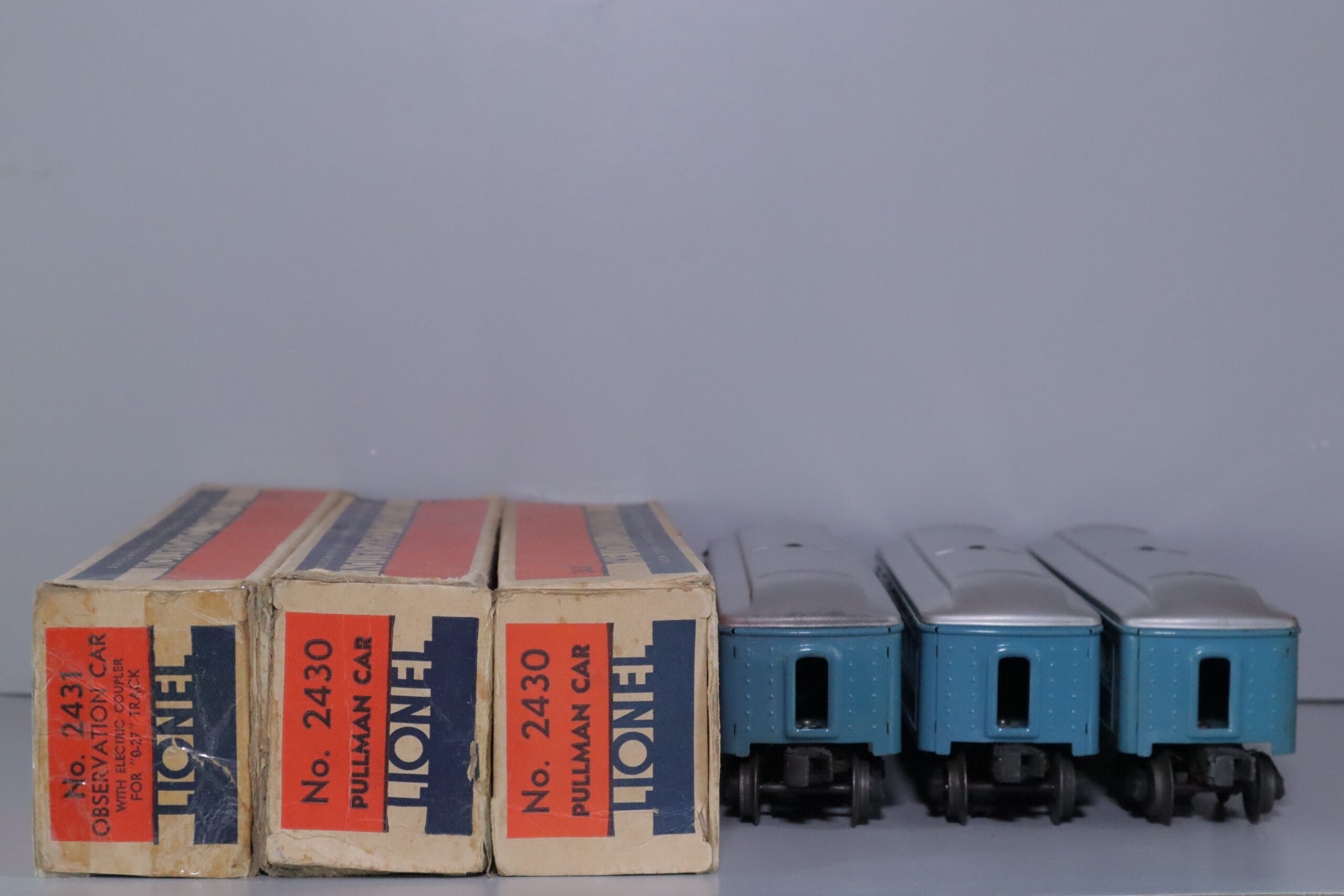 Lionel 2430, 2430, 2431 Passenger Set - SKU1503L - themodeltrainstore.com