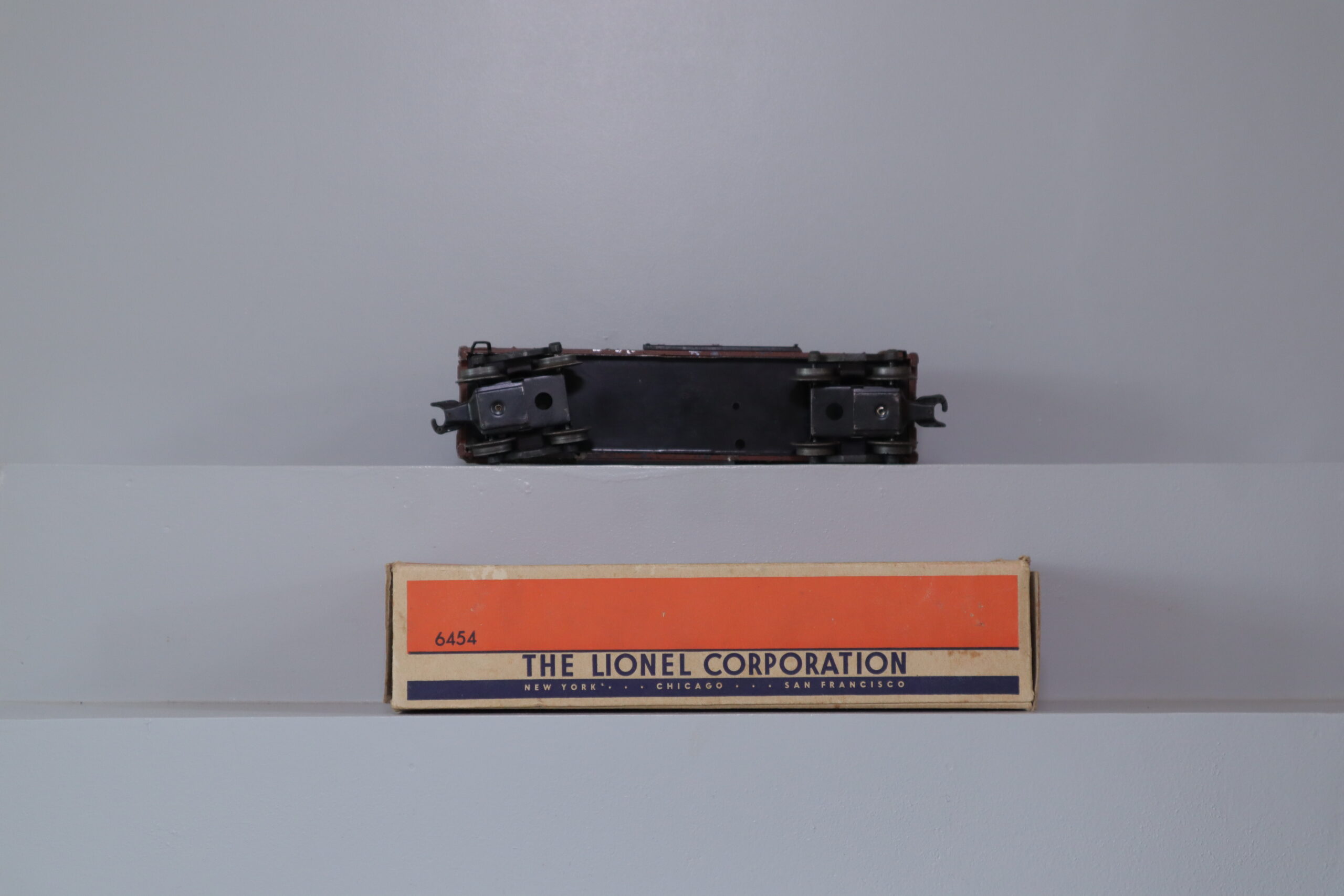 Lionel 6454 Box Car - SKU1509L - themodeltrainstore.com