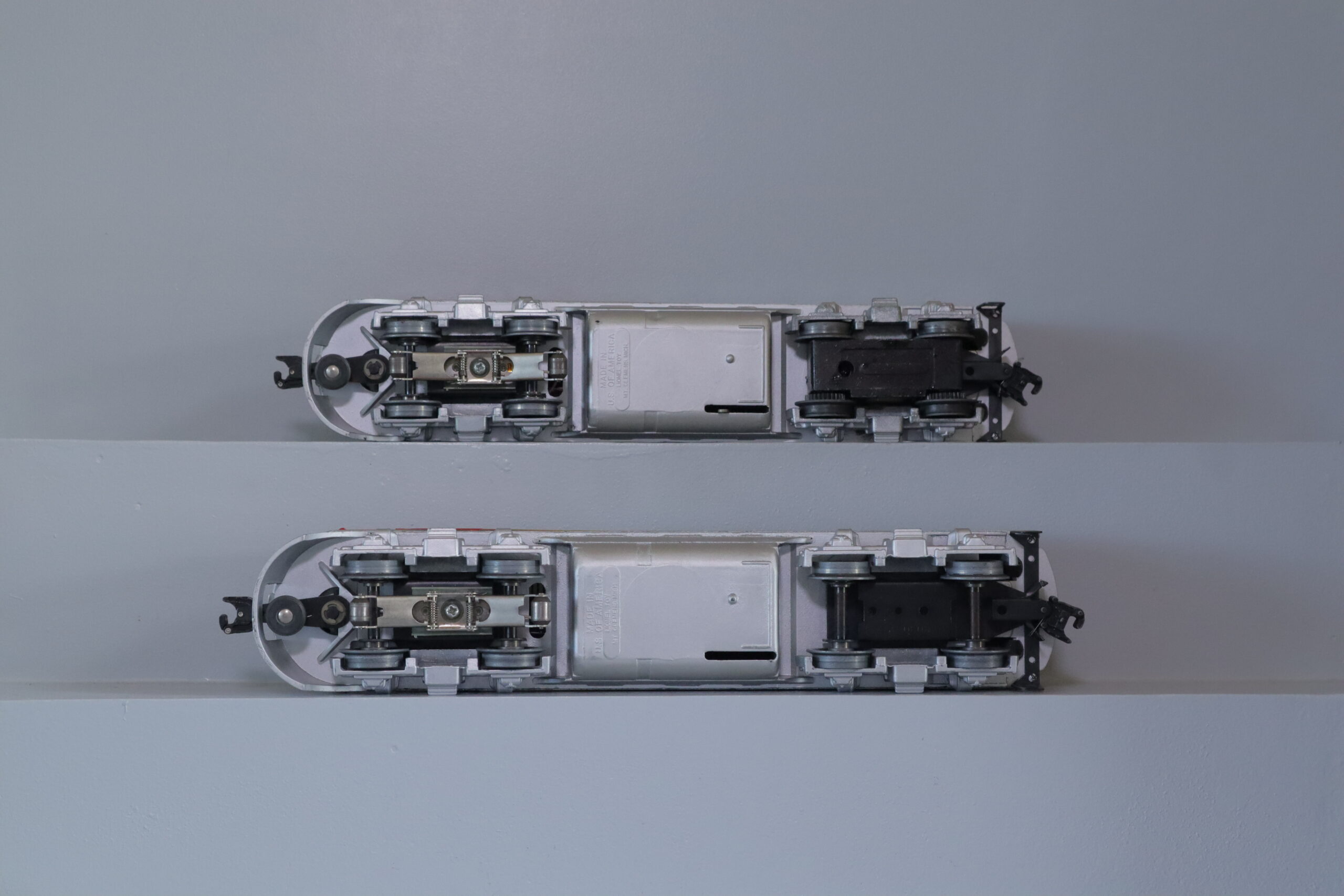 Lionel 8652 + 8653 Diesel - SKU2102L - themodeltrainstore.com