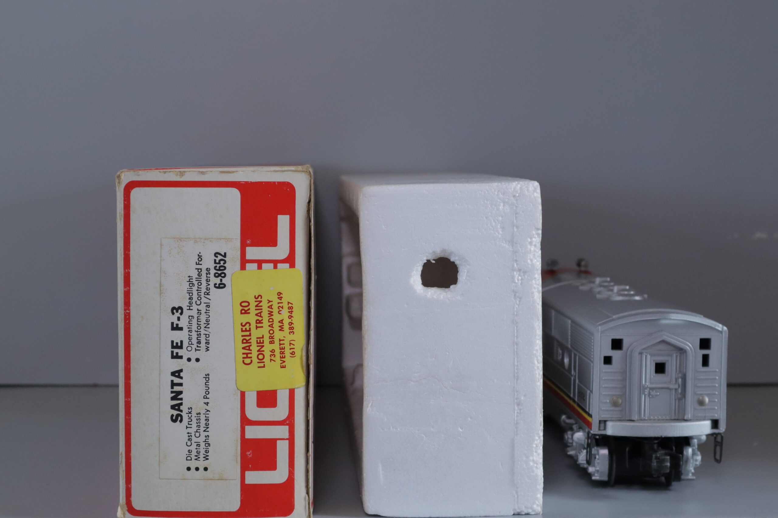 Lionel 8652 + 8653 Diesel - SKU2102L - themodeltrainstore.com