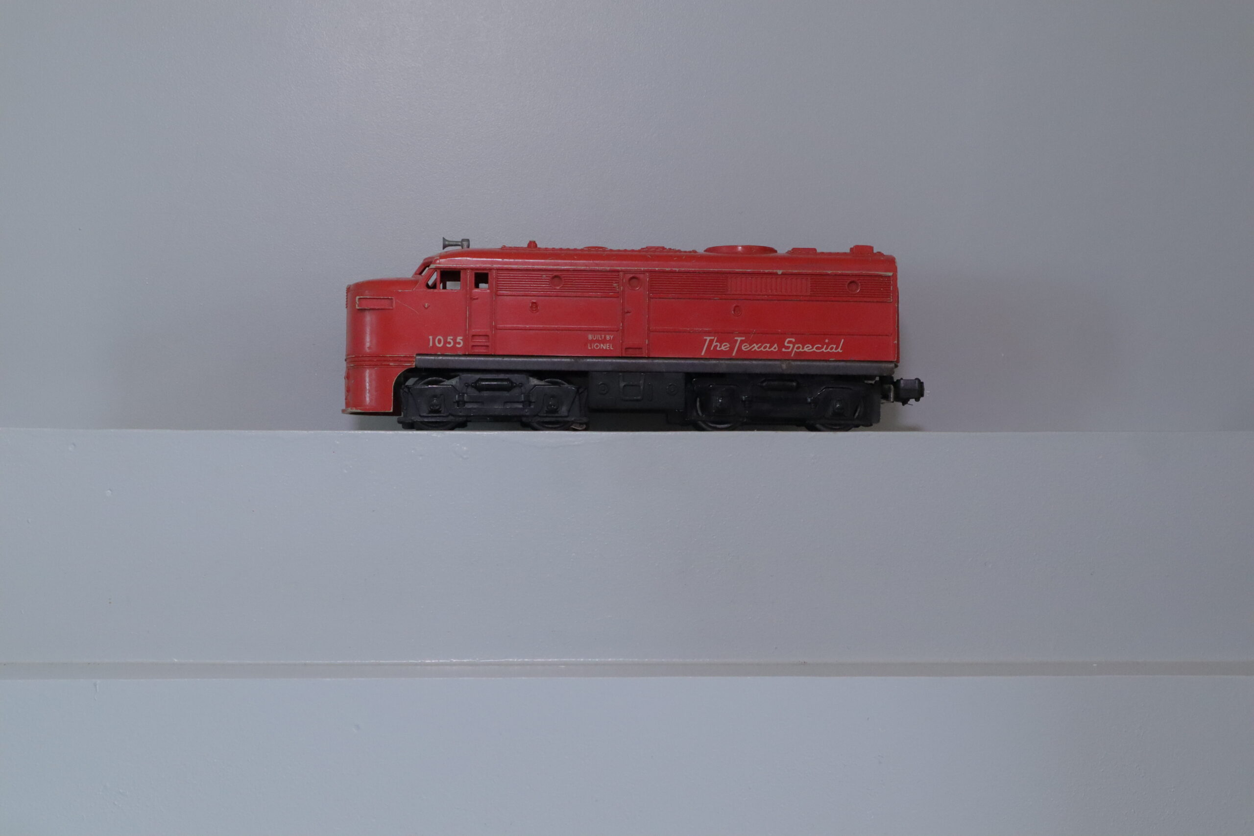Lionel 1055 Diesel - SKU2103L - themodeltrainstore.com