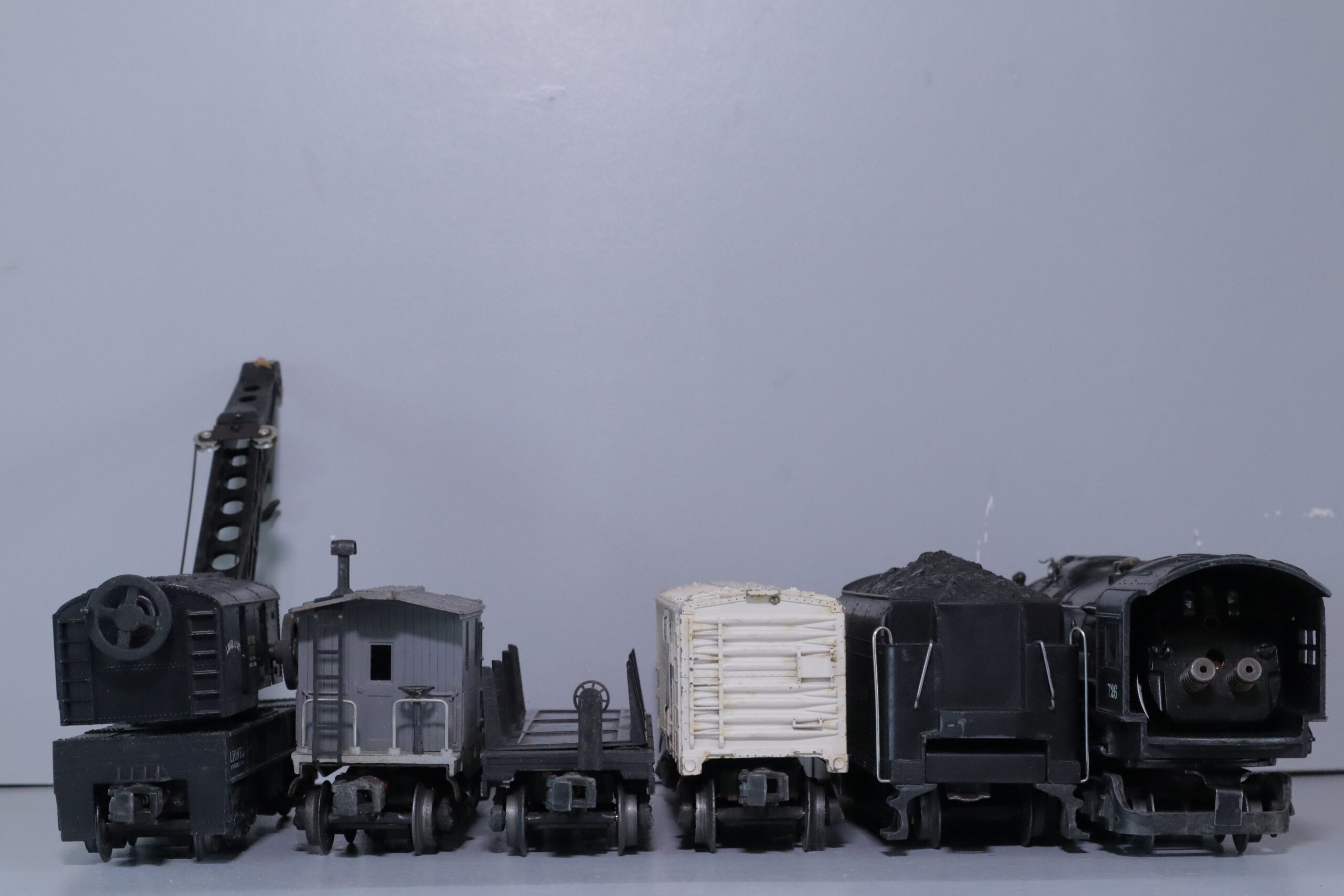 Lionel 726 Loco Set - SKU2202L - themodeltrainstore.com