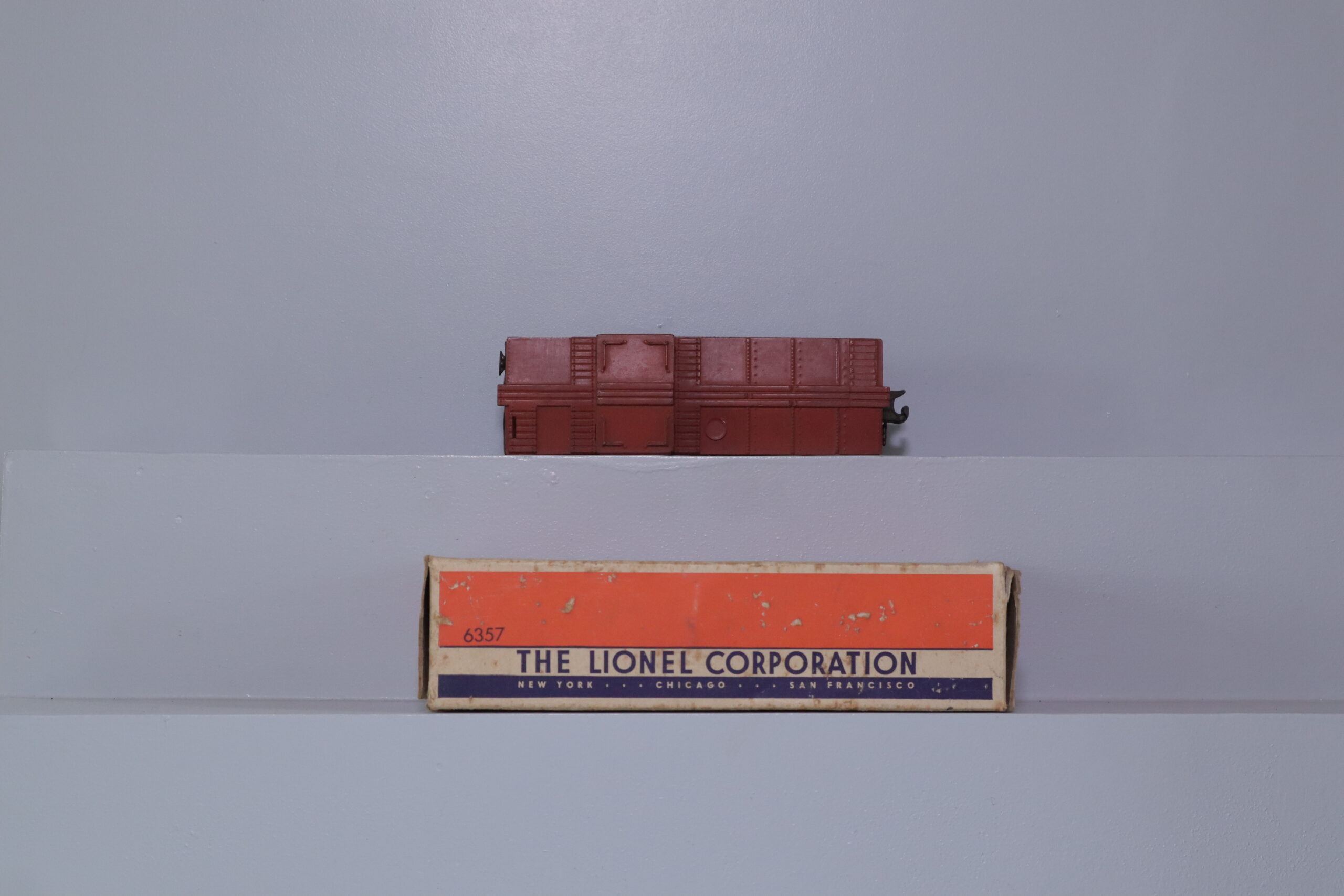 Lionel 6357 Caboose - SKU2405L - themodeltrainstore.com