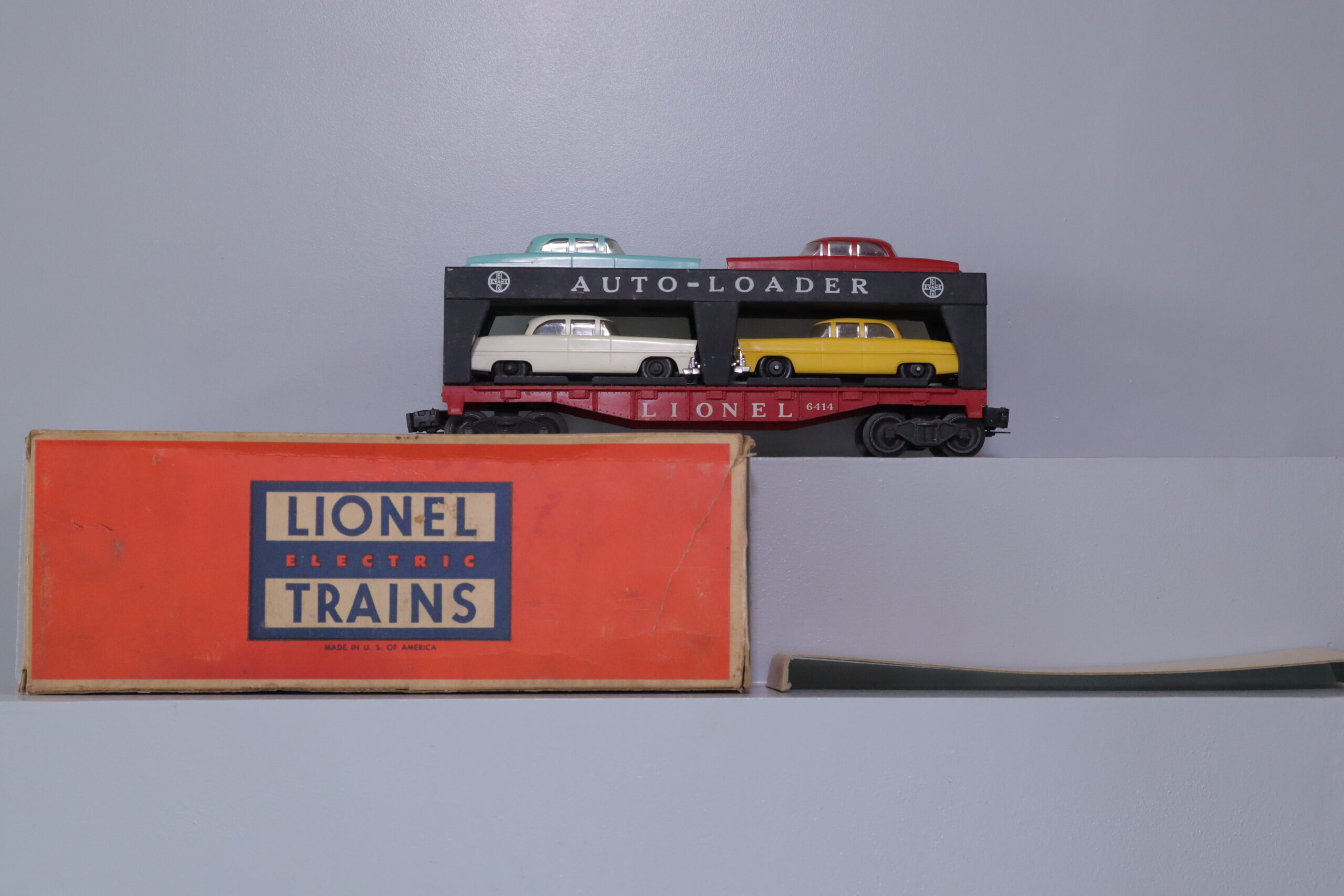 Lionel 6414 Auto Car - SKU2407L - themodeltrainstore.com