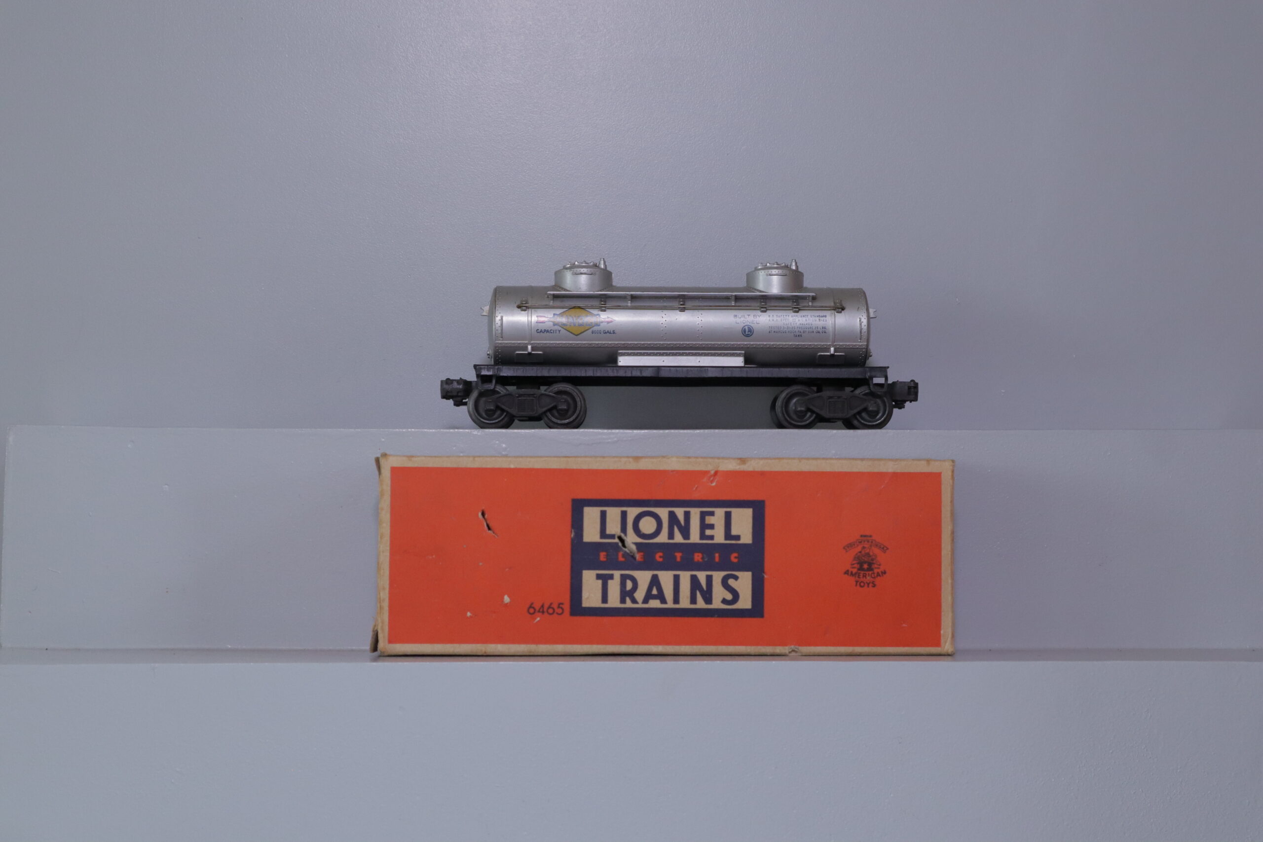 Lionel 6465 Sunoco Tank - SKU2410L - themodeltrainstore.com