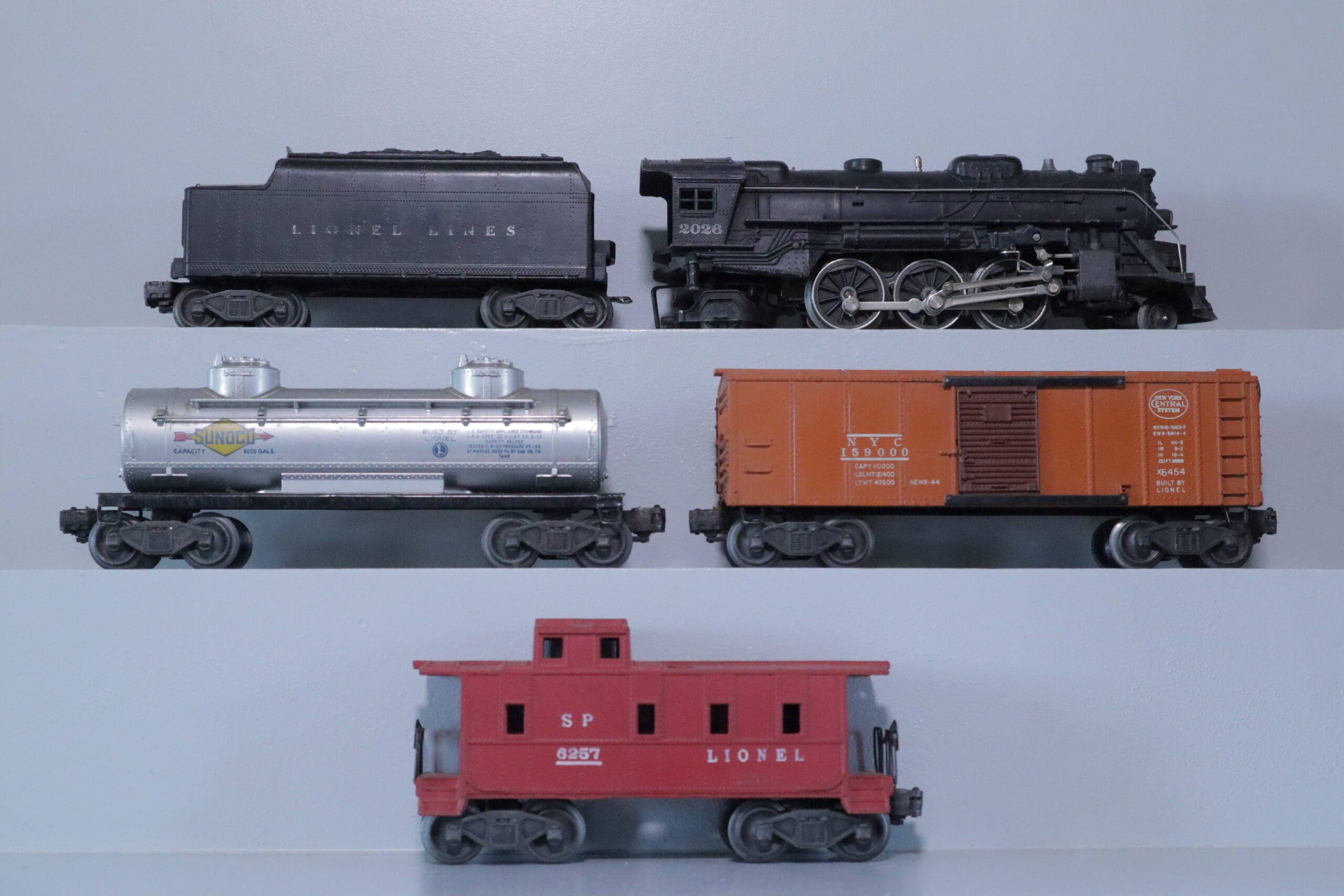 Lionel 2026 Loco Set - SKU2501L - themodeltrainstore.com