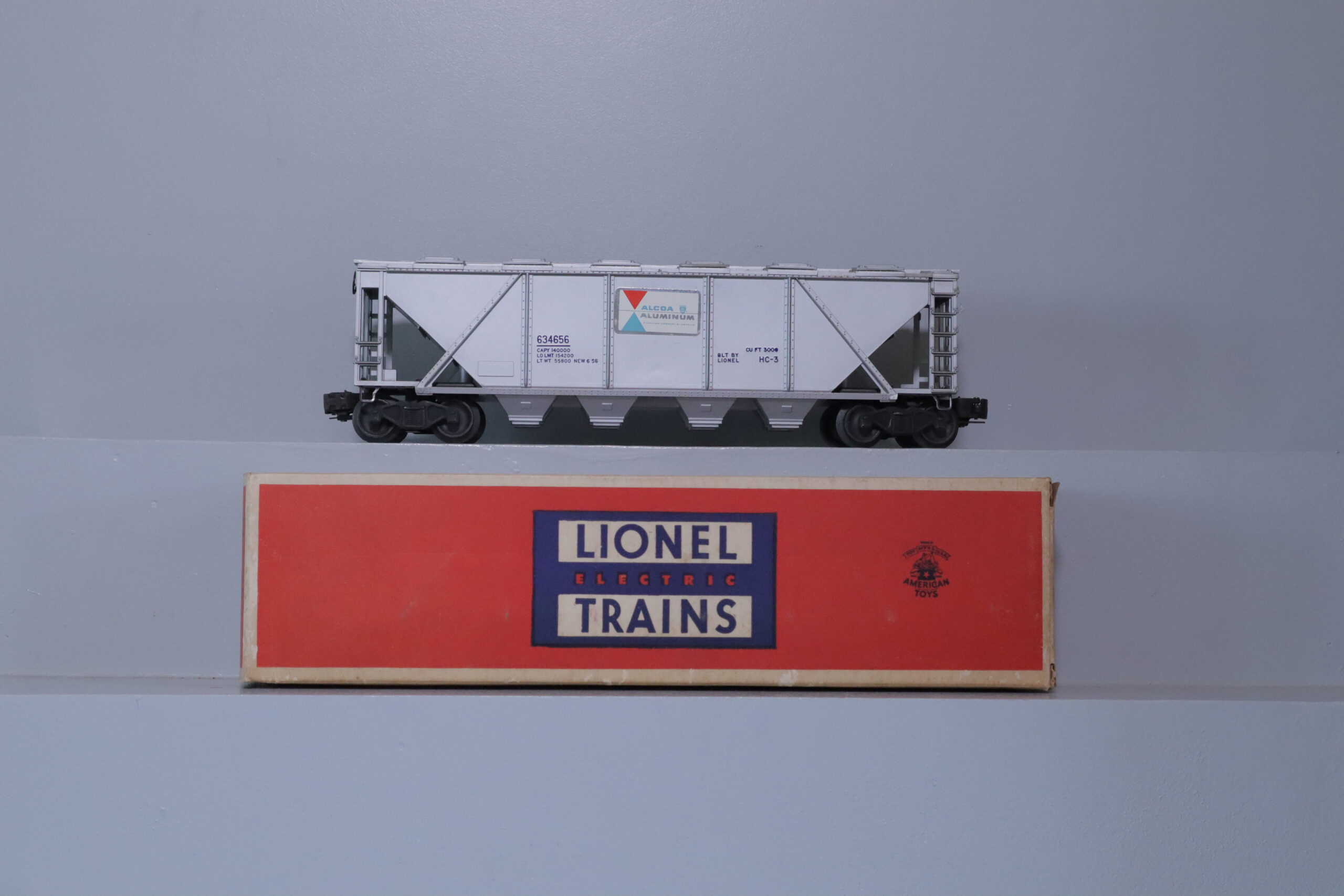 Lionel 6346 Hopper - SKU2603L - themodeltrainstore.com