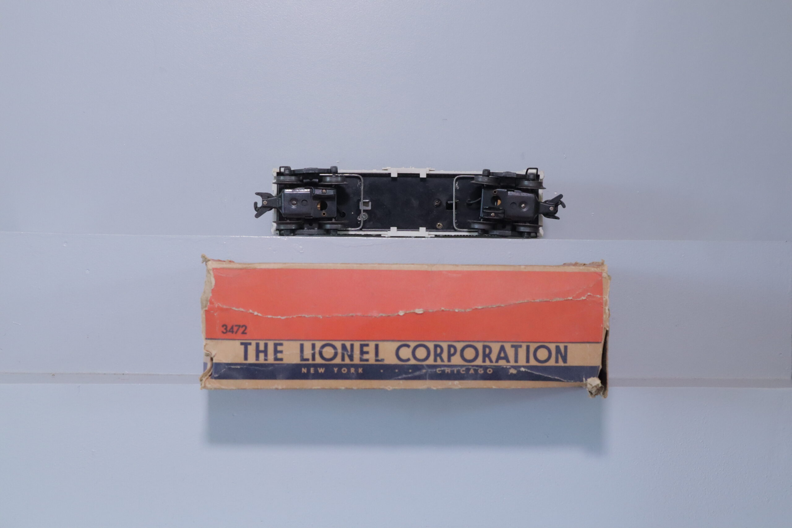 Lionel 3472 Operating Milk Car - SKU2604L - themodeltrainstore.com
