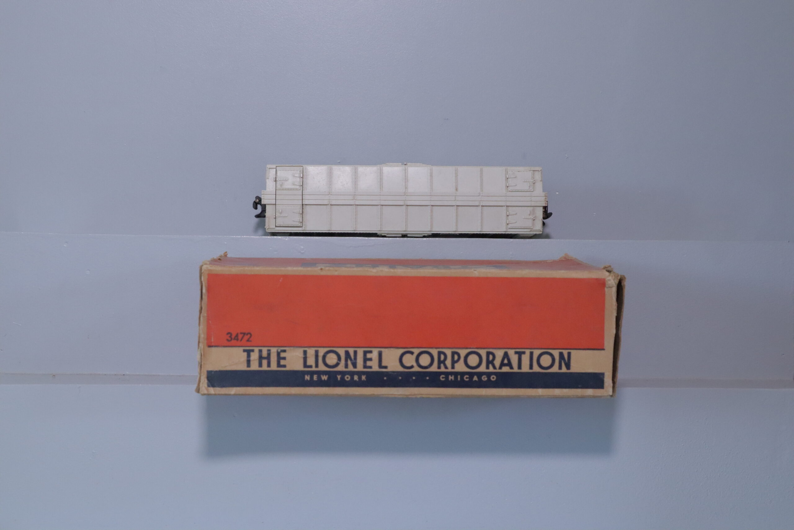 Lionel 3472 Operating Milk Car - SKU2604L - themodeltrainstore.com