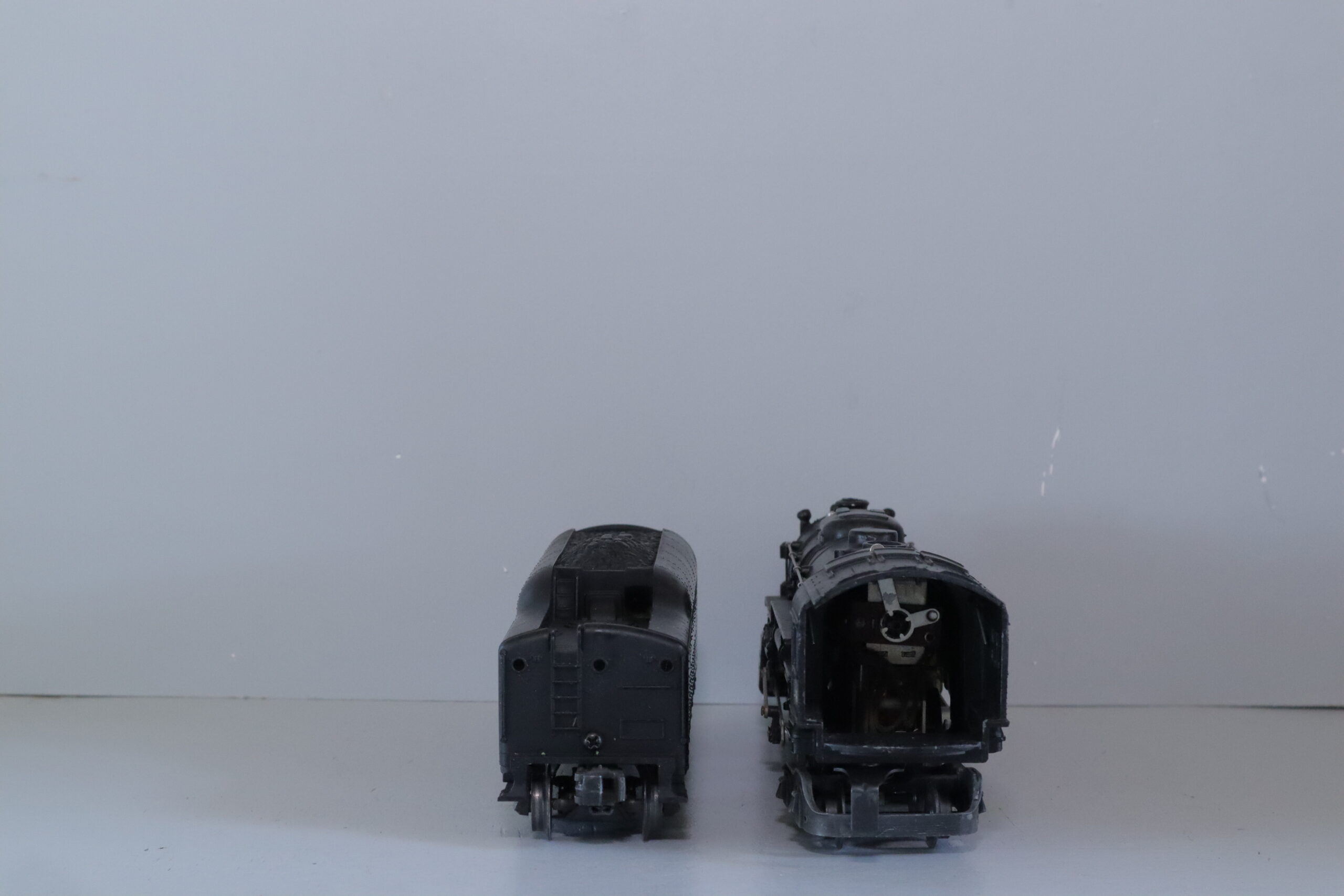 Lionel 2046 Loco - SKU2901L - themodeltrainstore.com