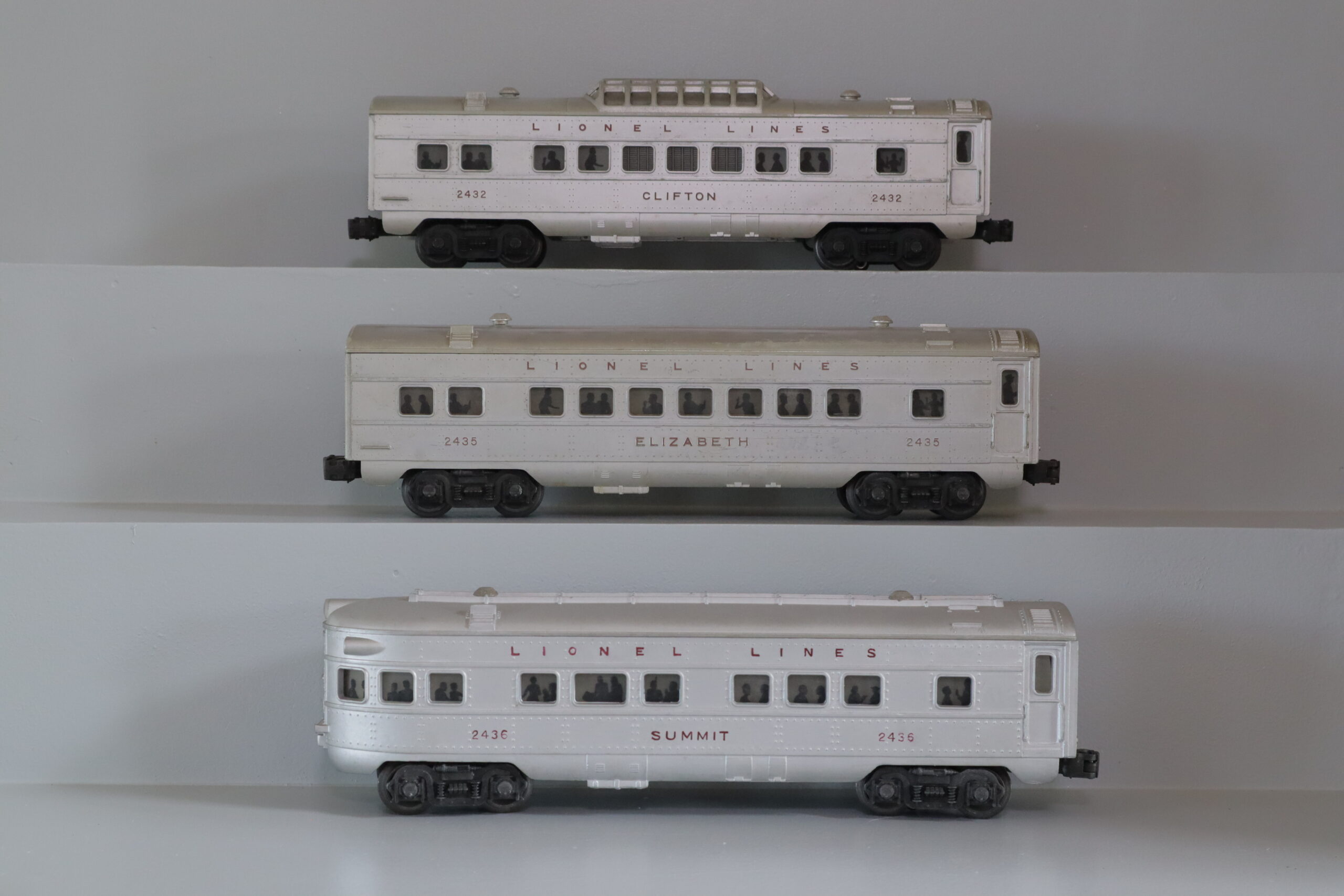Lionel 2245P Diesel Set - SKU3201L - themodeltrainstore.com