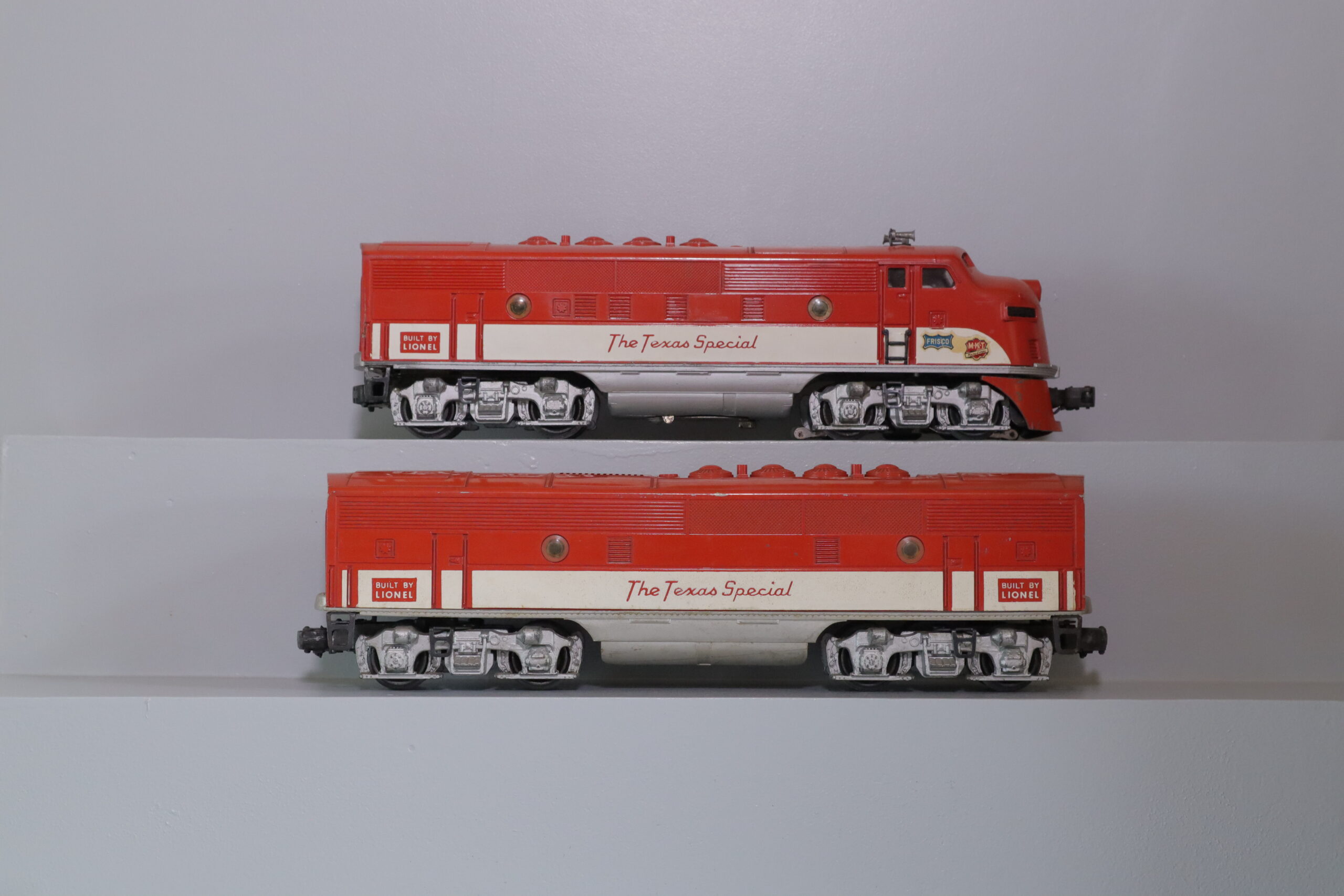 Lionel 2245P Diesel Set - SKU3201L - themodeltrainstore.com