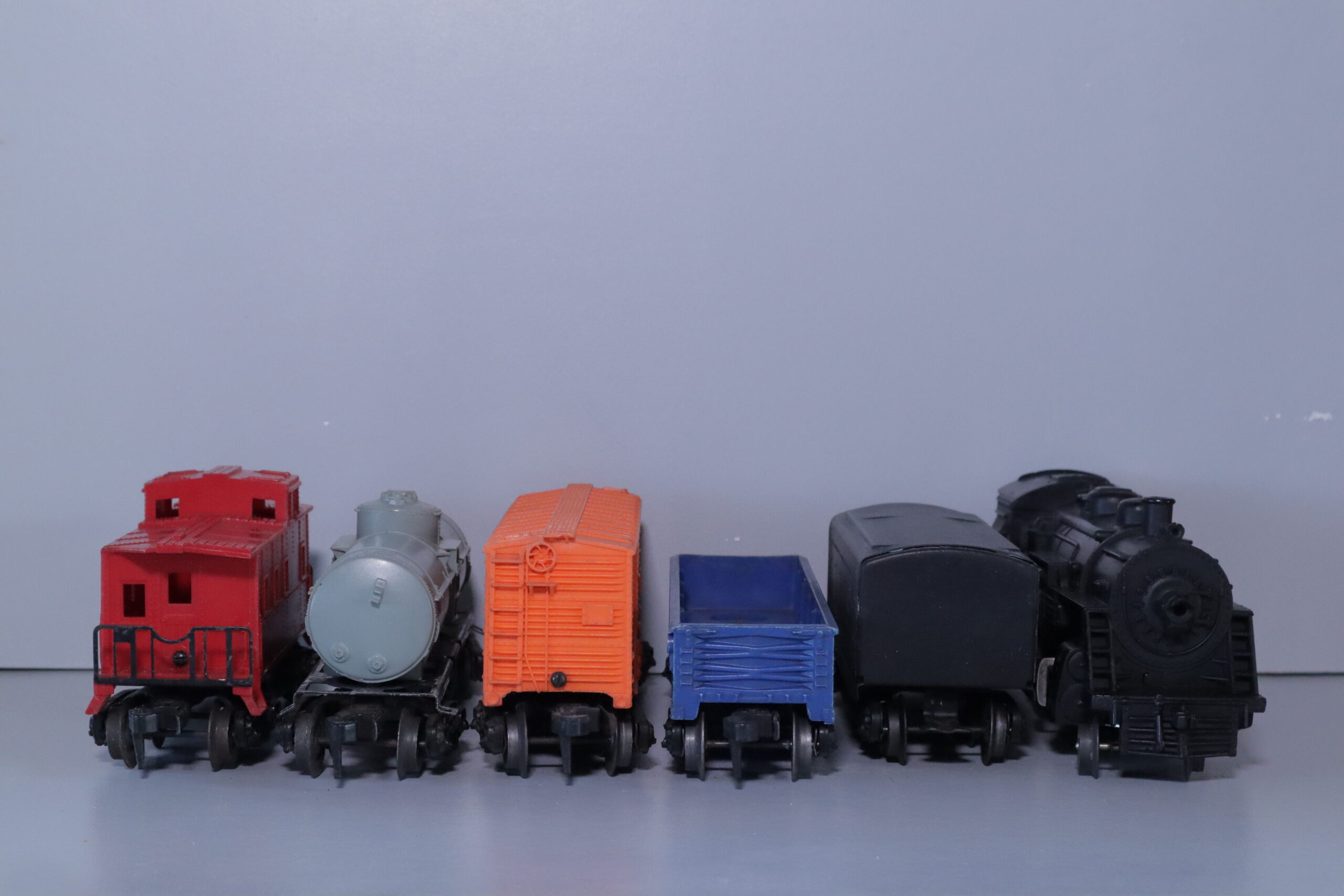 Lionel 1001 Loco Set - SKU3502L - themodeltrainstore.com