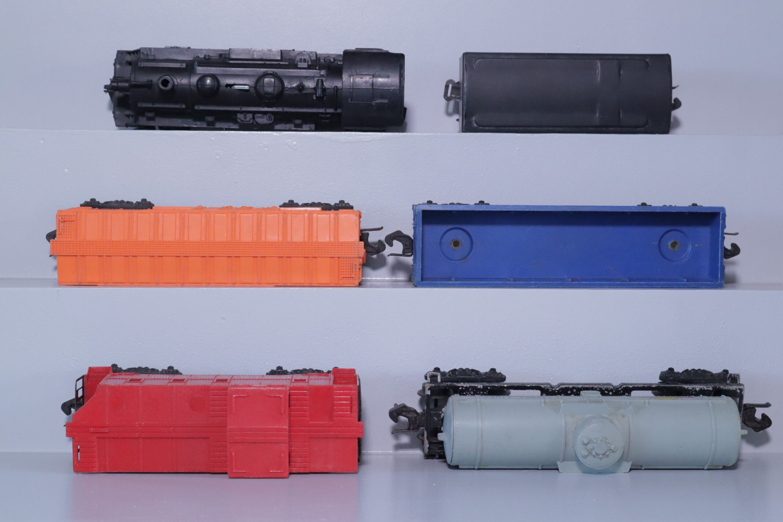 Lionel 1001 Loco Set - SKU3502L - themodeltrainstore.com