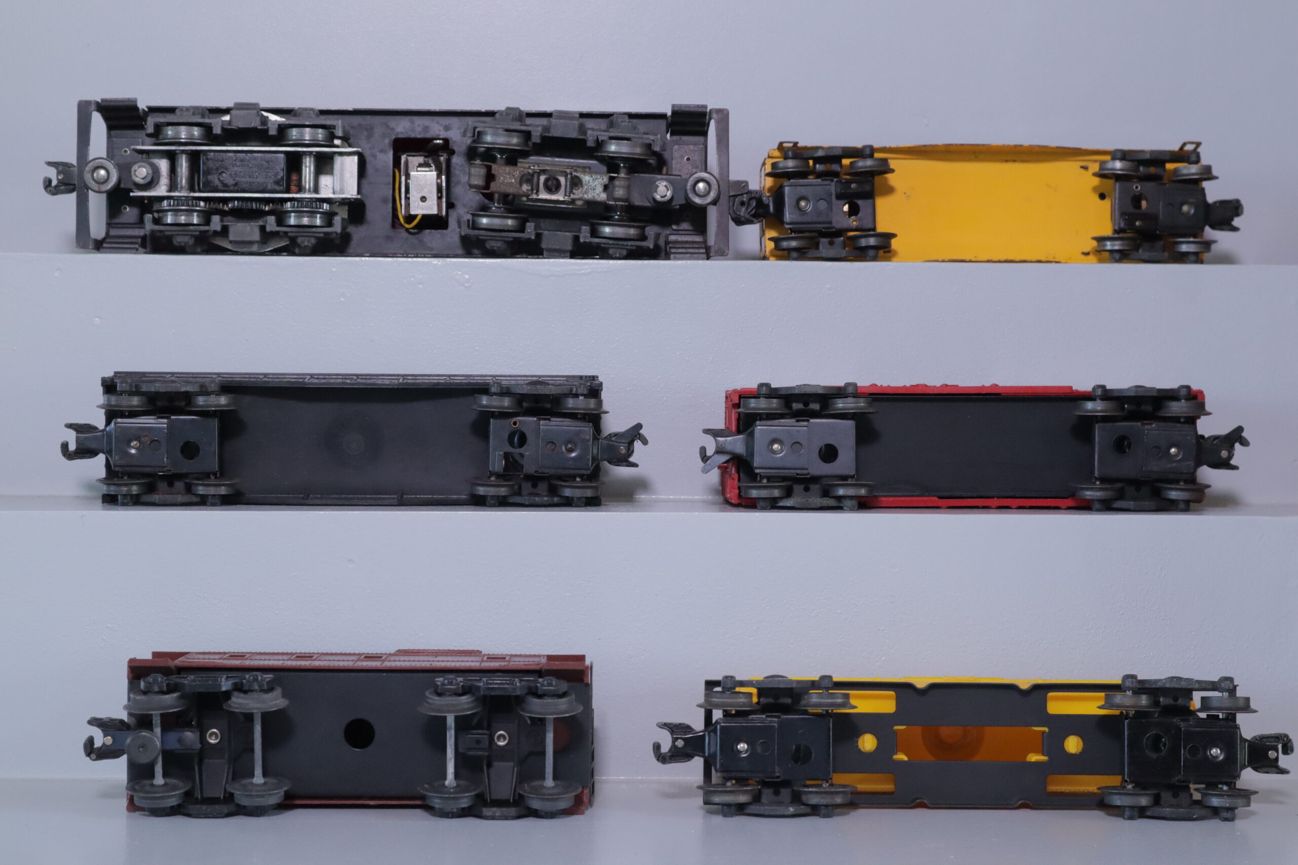 Lionel 600 Diesel Set - SKU3503L - themodeltrainstore.com