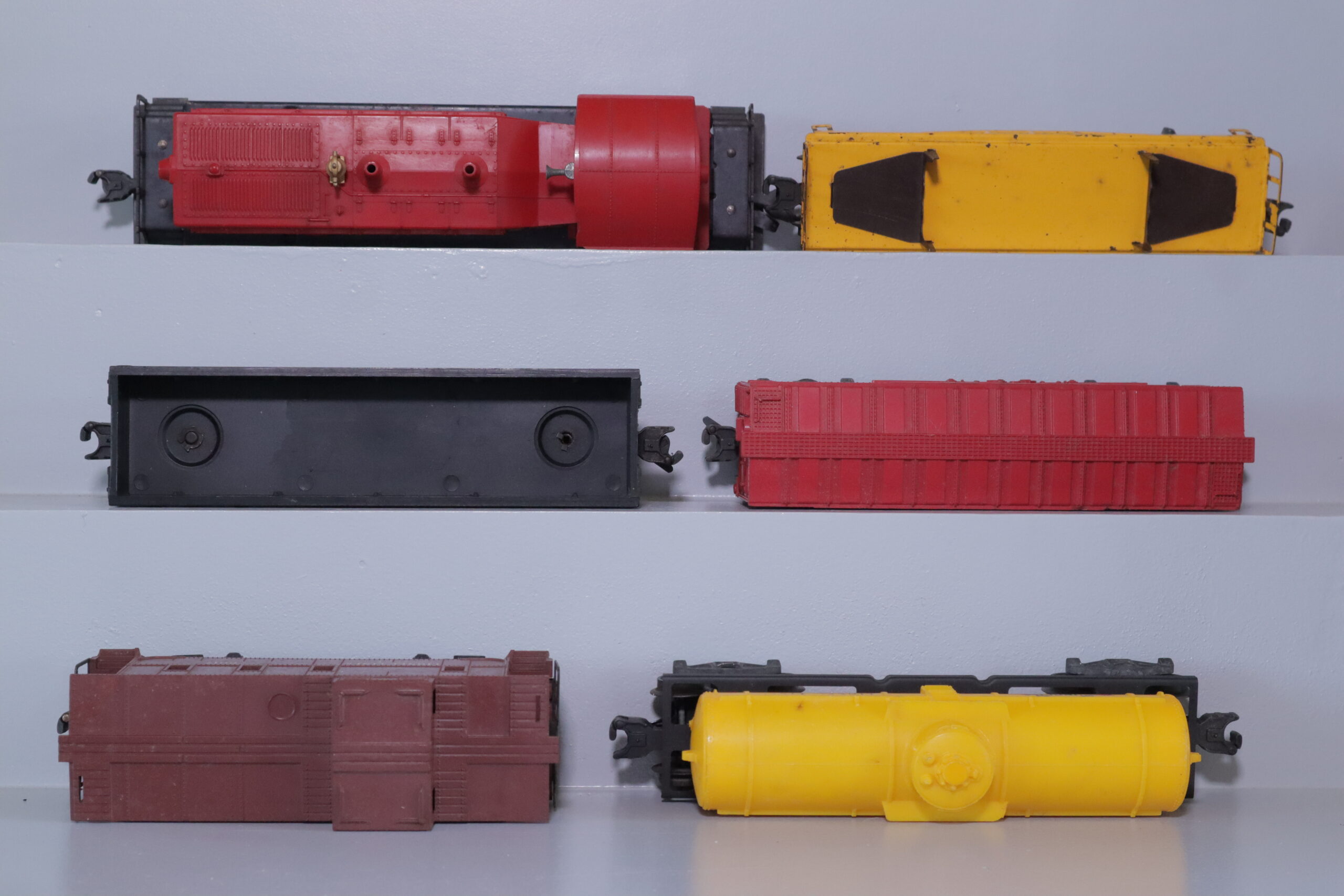 Lionel 600 Diesel Set - SKU3503L - themodeltrainstore.com