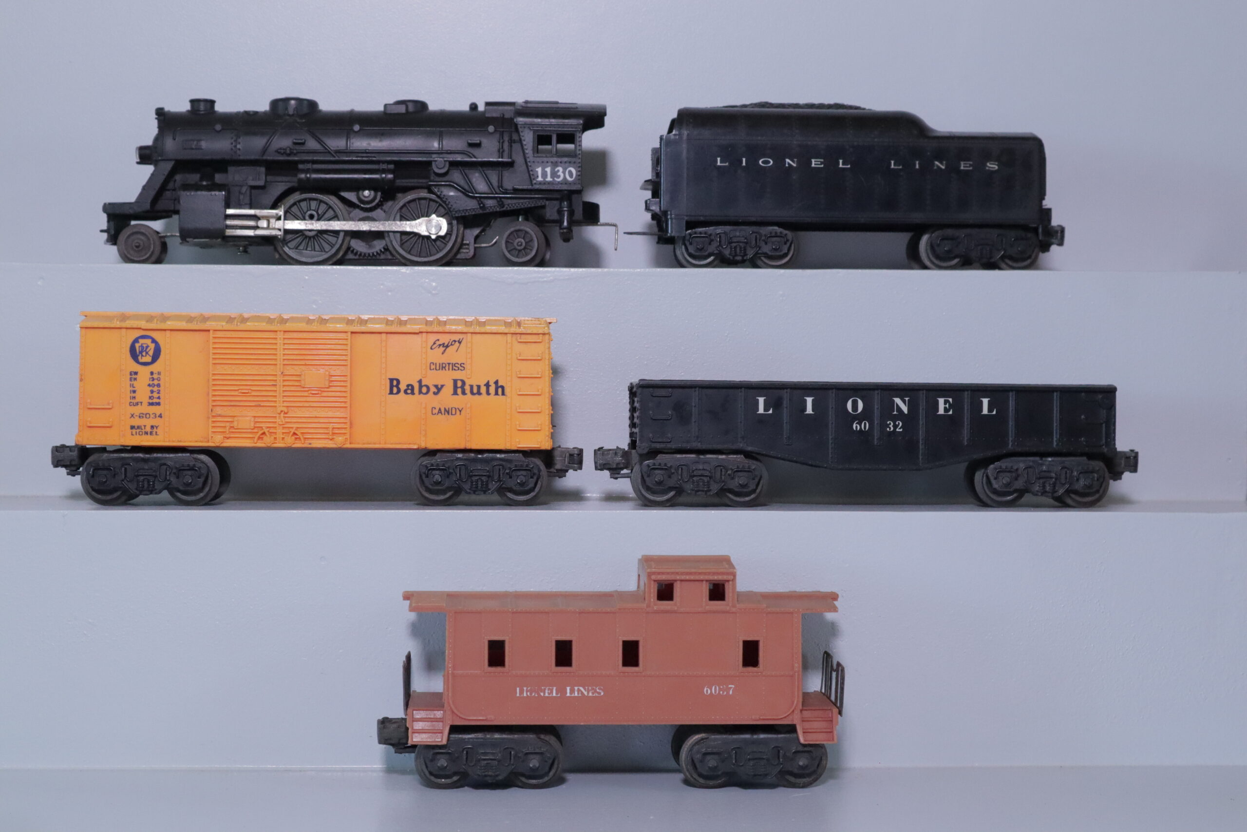 Lionel 1130 Loco Set - SKU3602L - themodeltrainstore.com