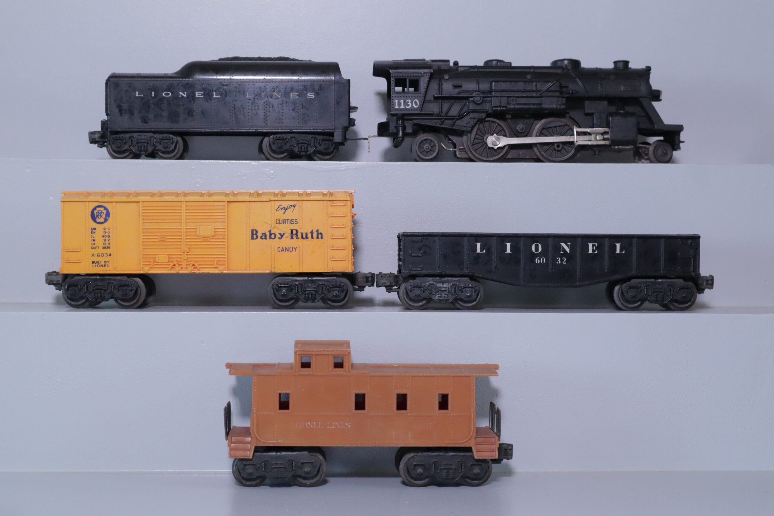 Lionel 1130 Loco Set - SKU3602L - themodeltrainstore.com