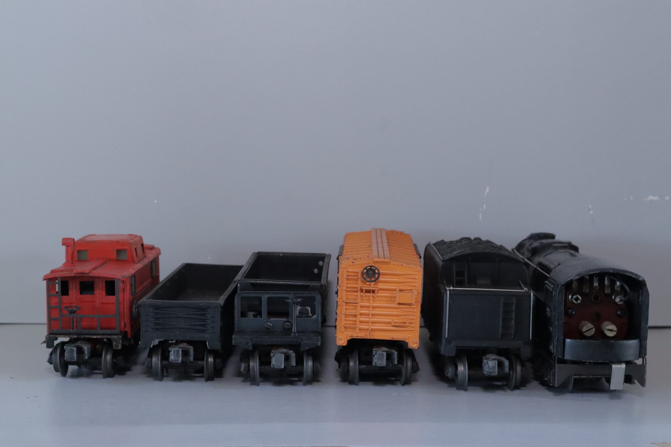 Lionel 671R Loco Set - SKU4101L - themodeltrainstore.com