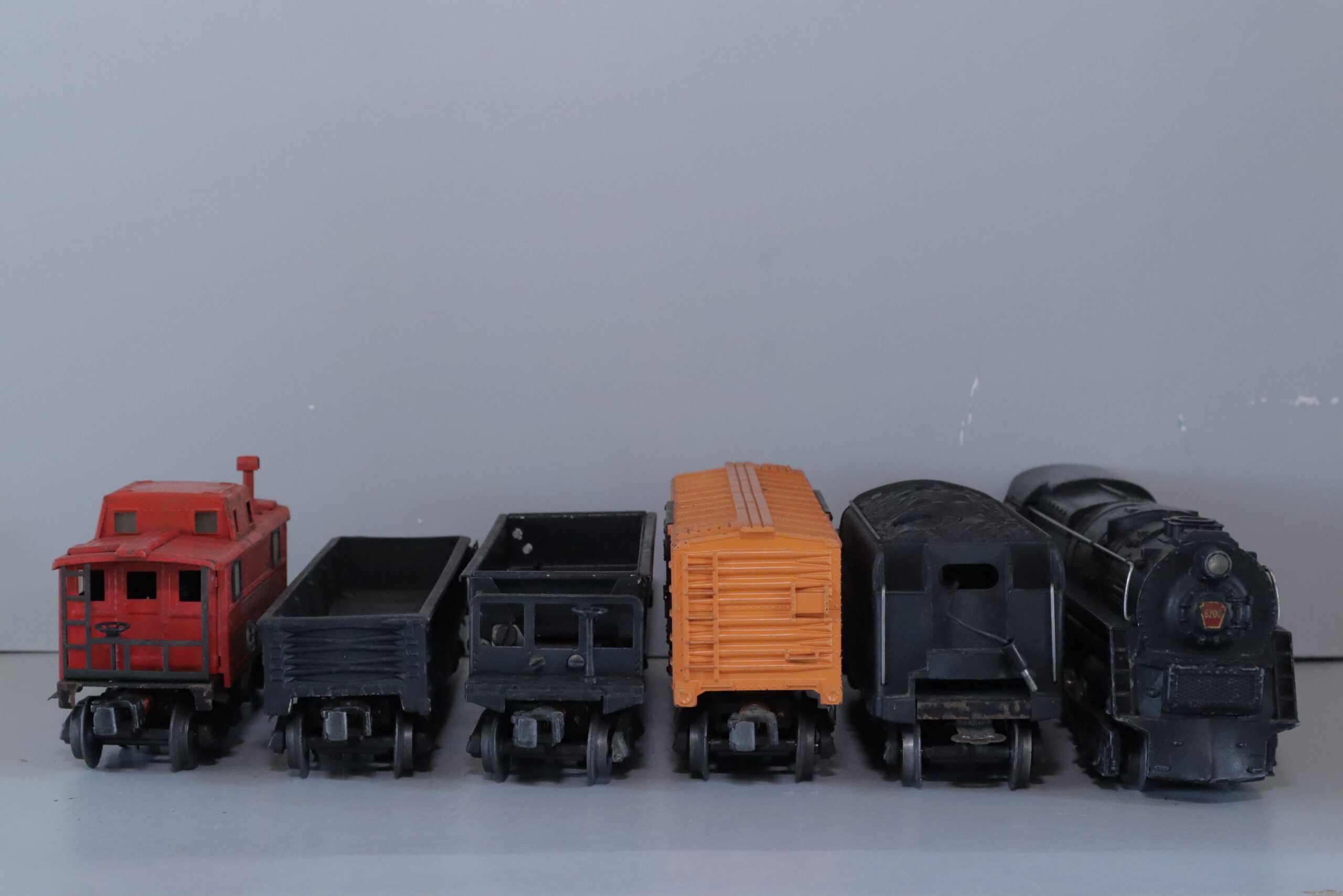 Lionel 671R Loco Set - SKU4101L - themodeltrainstore.com