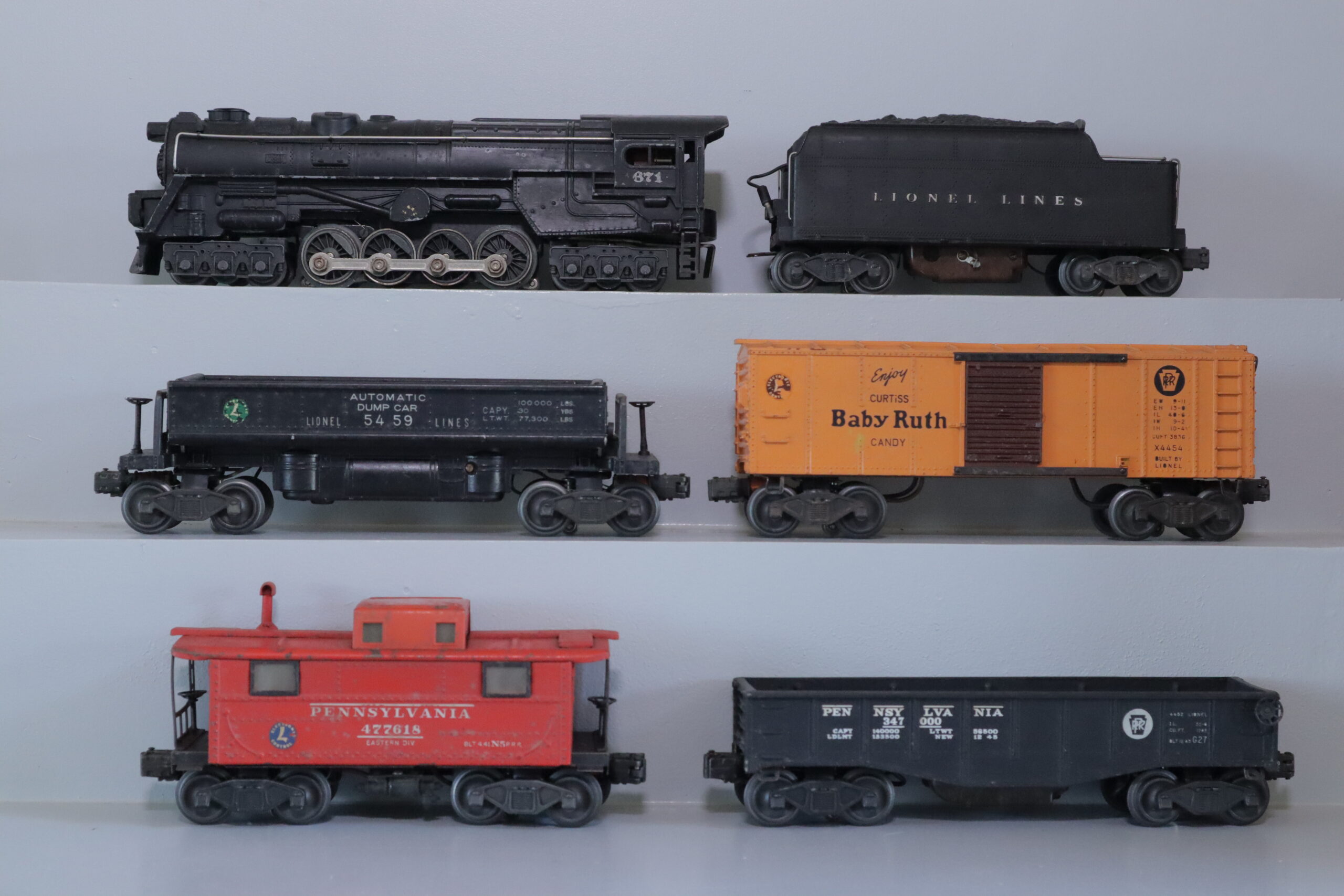 Lionel 671R Loco Set - SKU4101L - themodeltrainstore.com