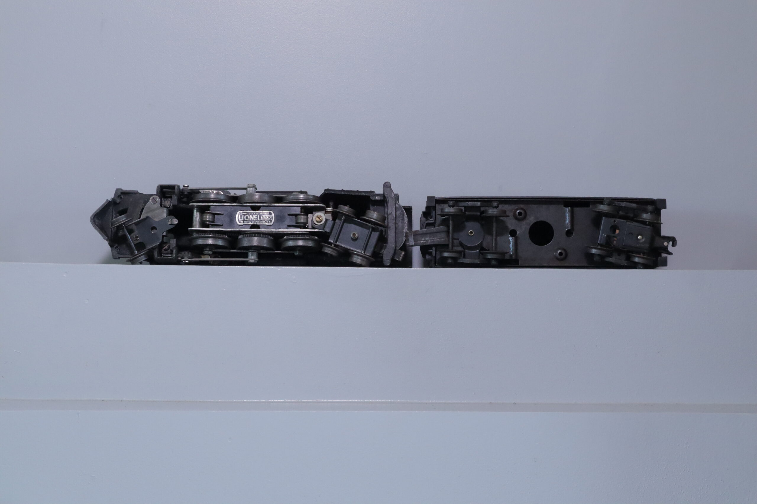 Lionel 2037 Loco - SKU4103L - themodeltrainstore.com