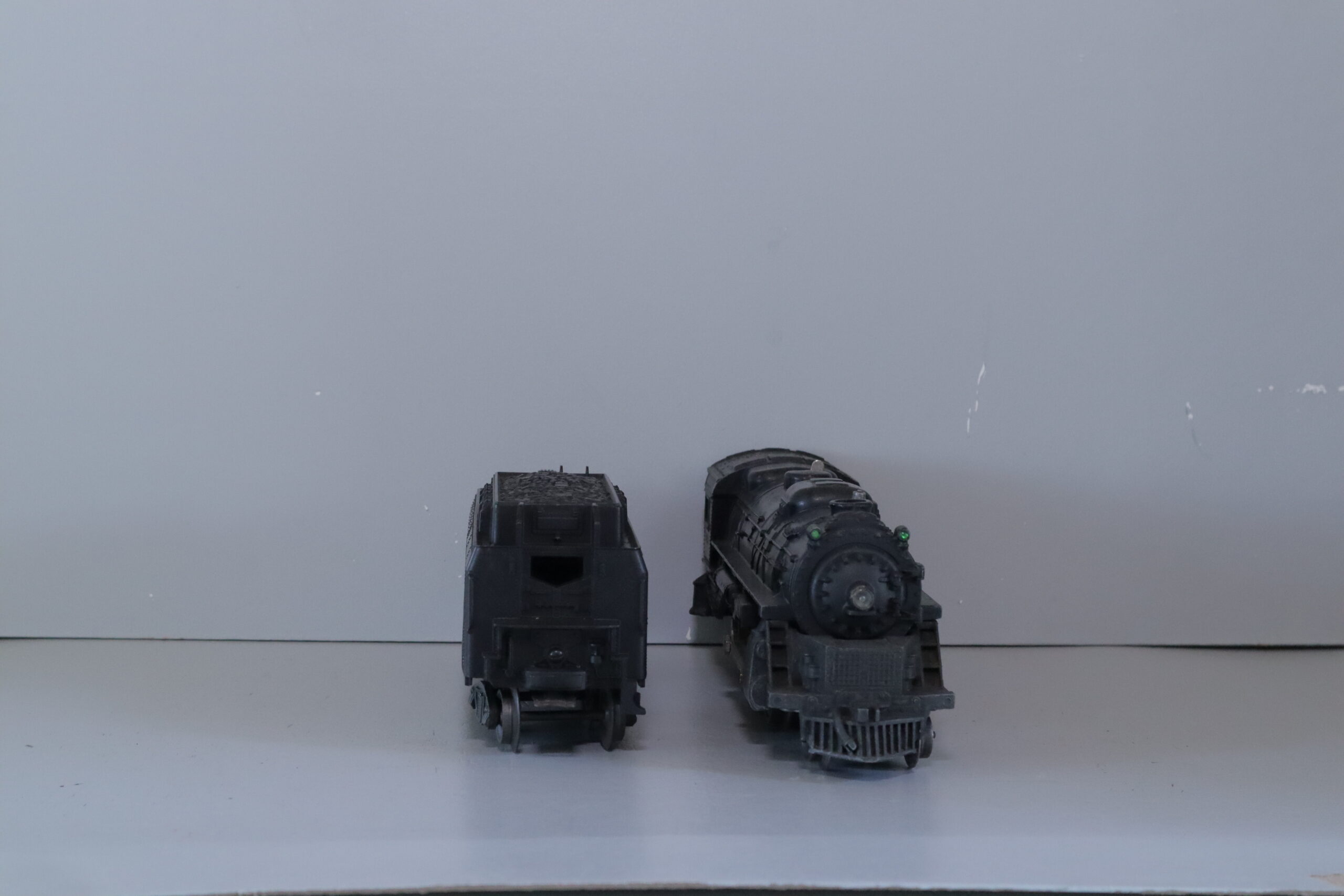 Lionel 2037 Loco - SKU4103L - themodeltrainstore.com