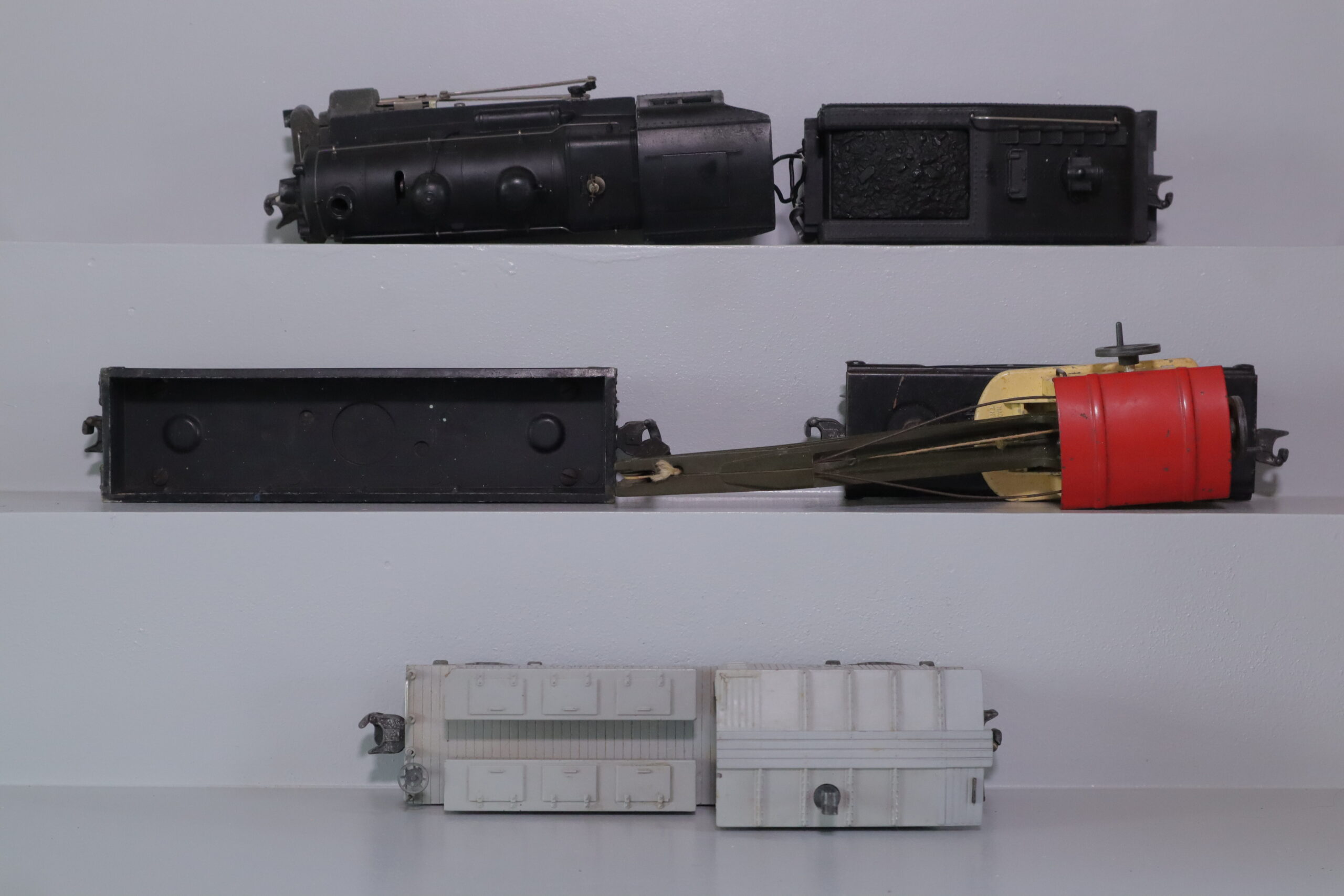 Lionel 1665 Loco Set - SKU4203L - themodeltrainstore.com