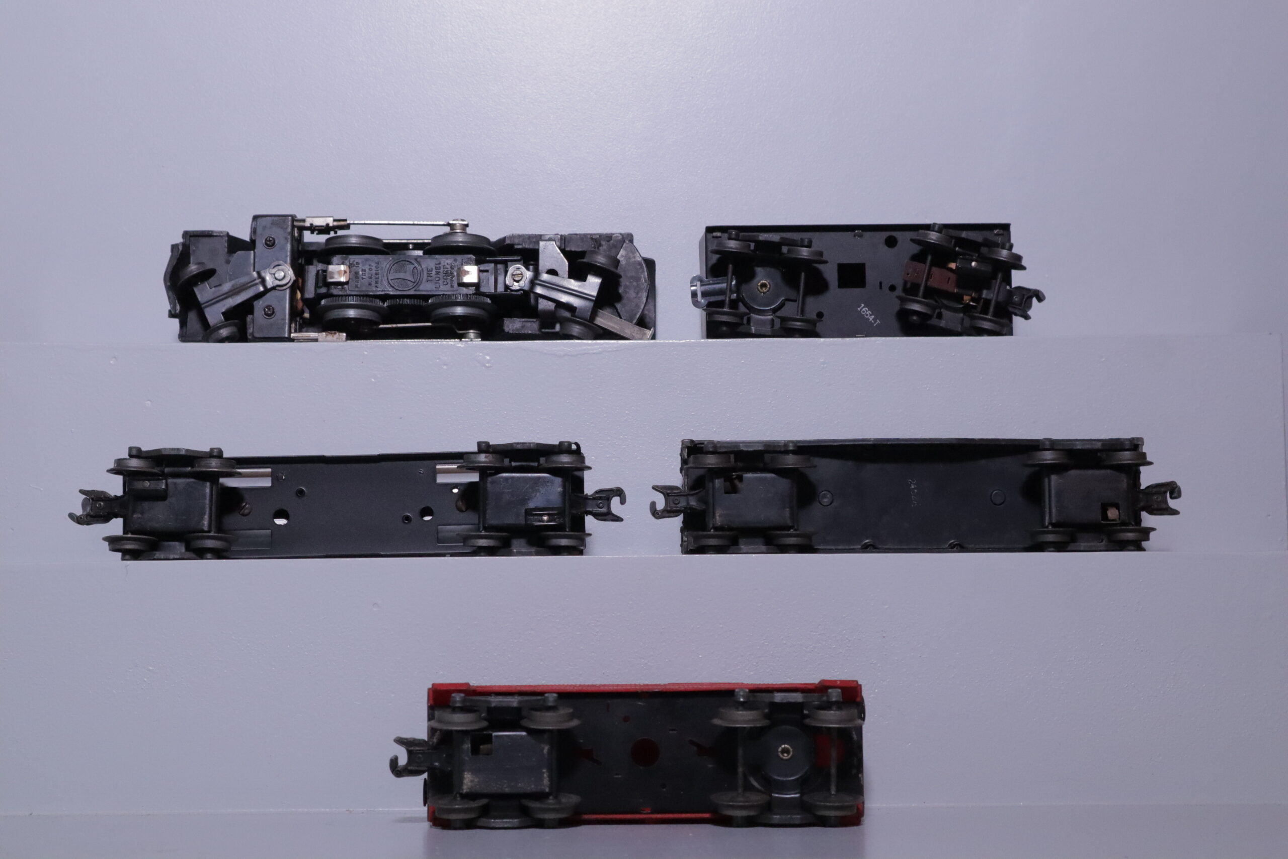 Lionel 1654 Loco Set - SKU4801L - themodeltrainstore.com