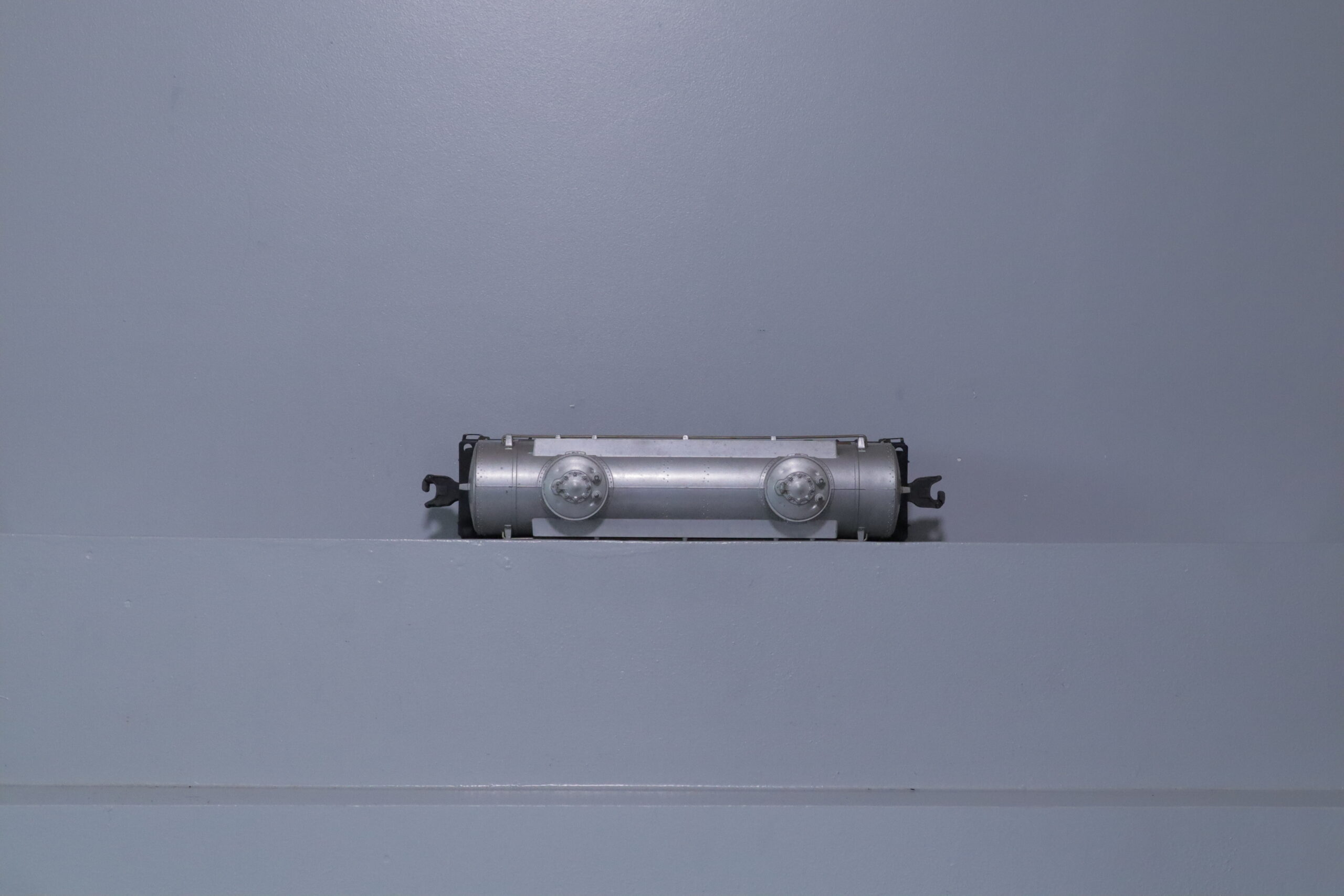 Lionel 2465 Tank - SKU4901L - themodeltrainstore.com